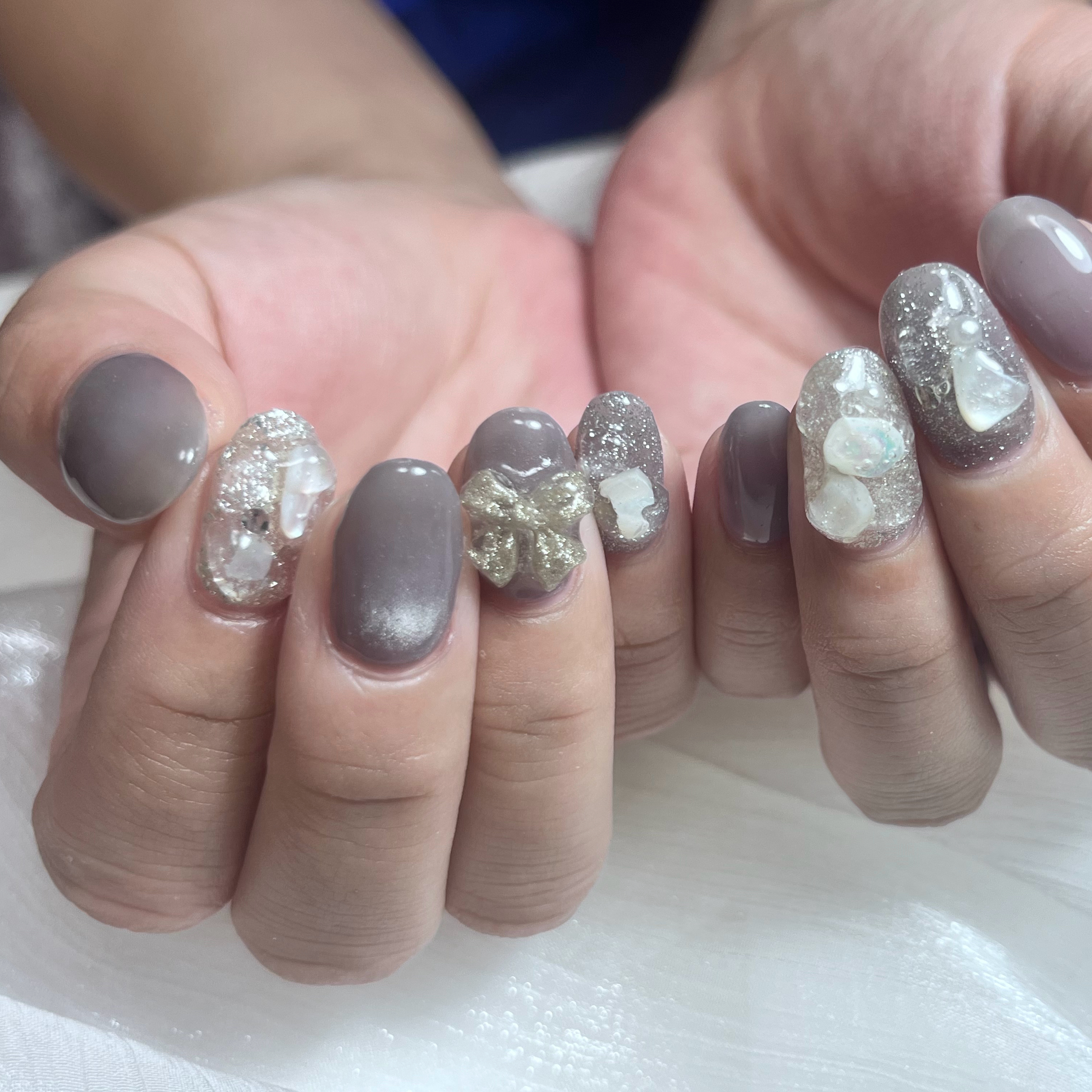nail.plume