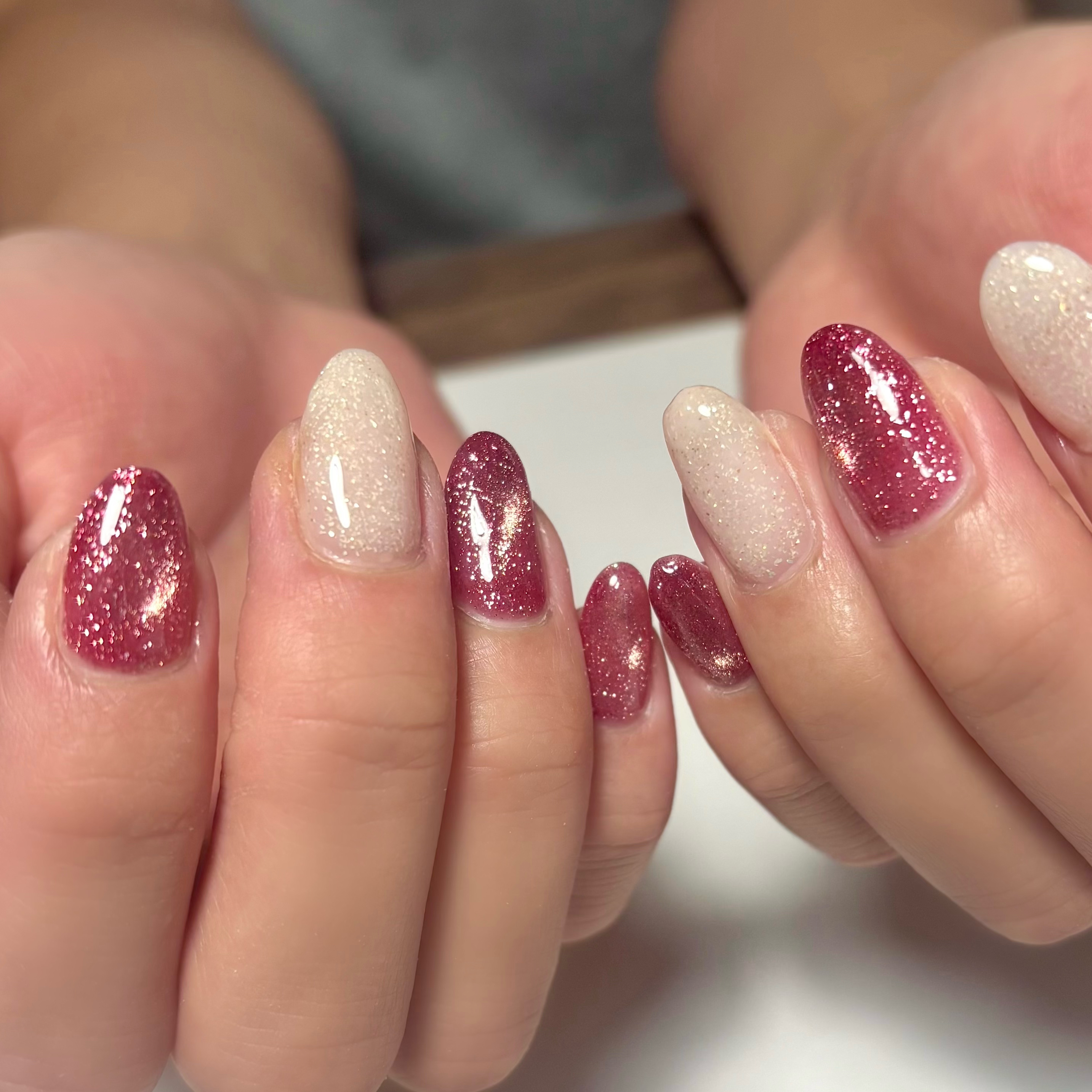 hum.nail