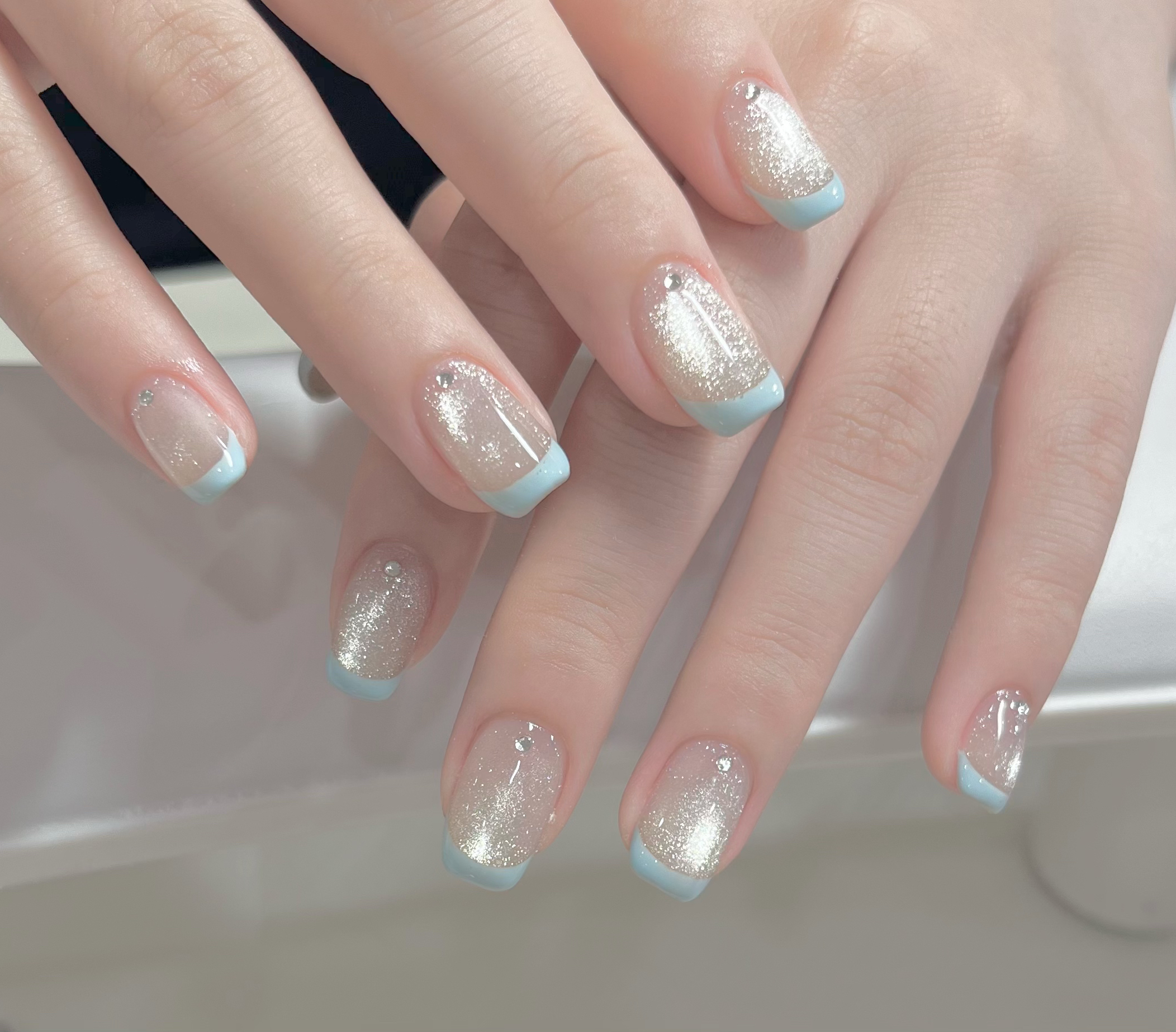 Fly_Nail_salon