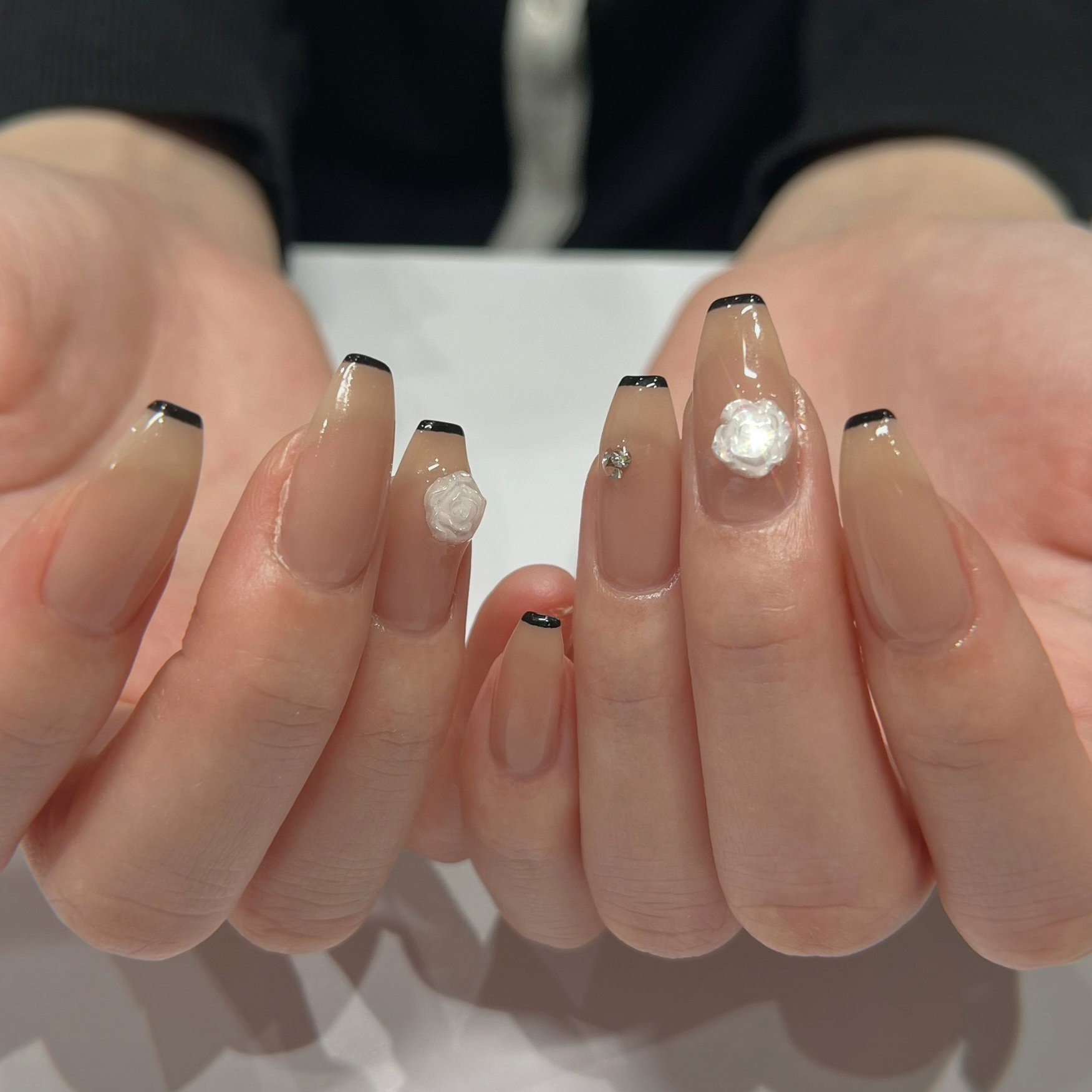 sakitan_nail