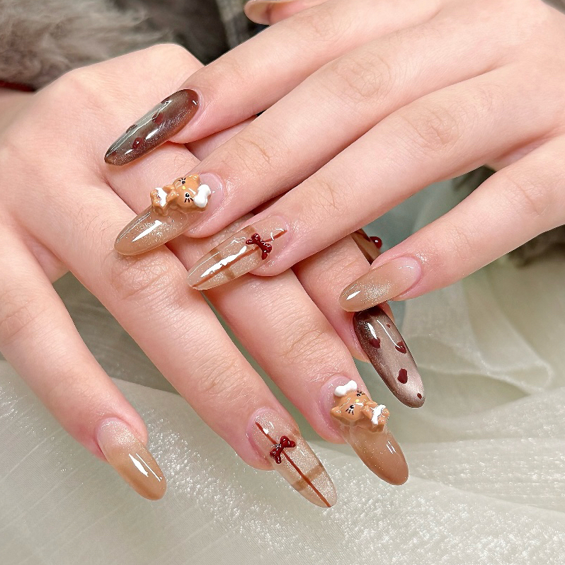 DAISY_NAIL_MIA