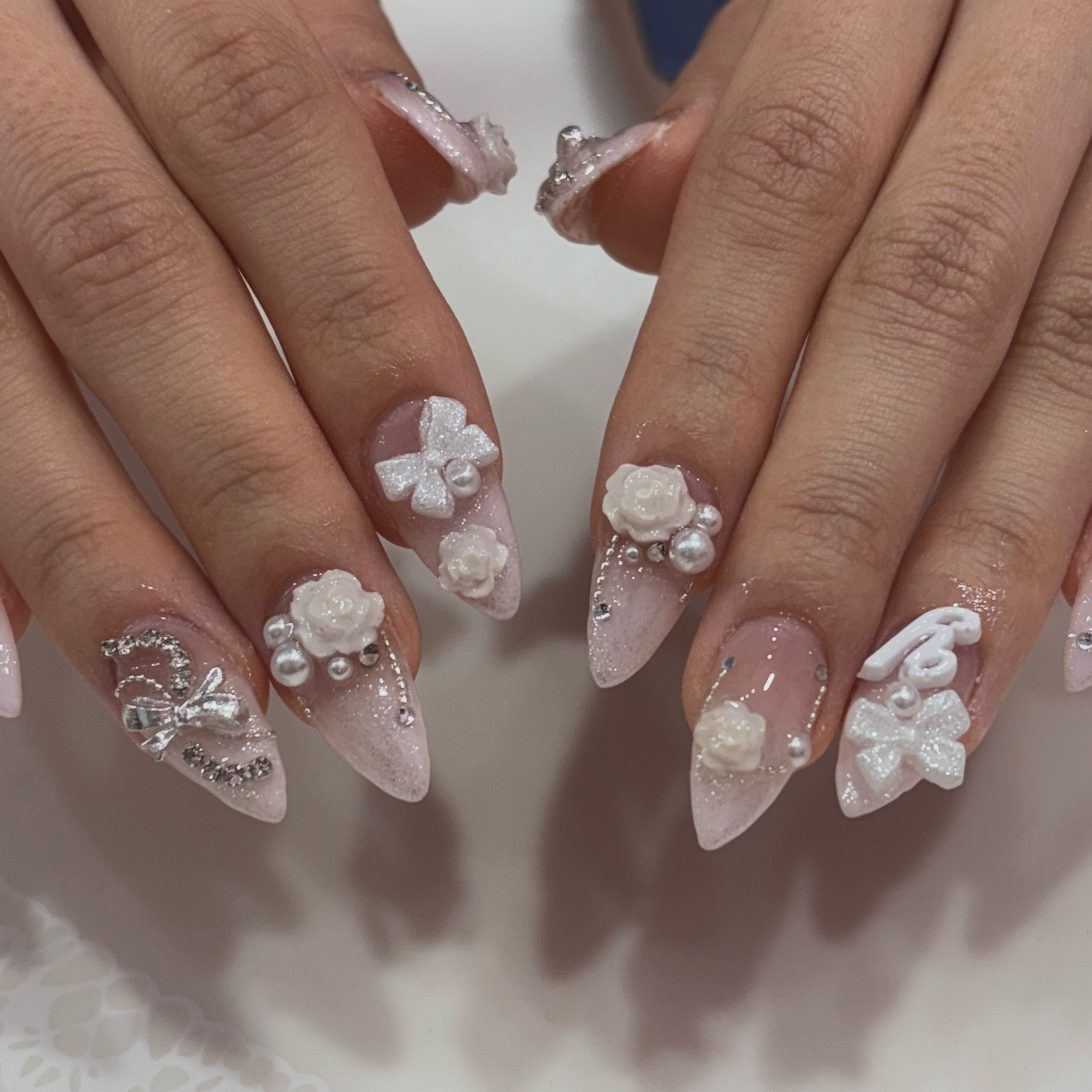 nail_hono