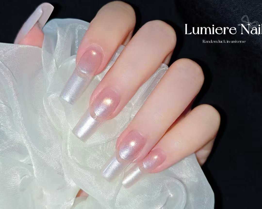 lumiere_Nail