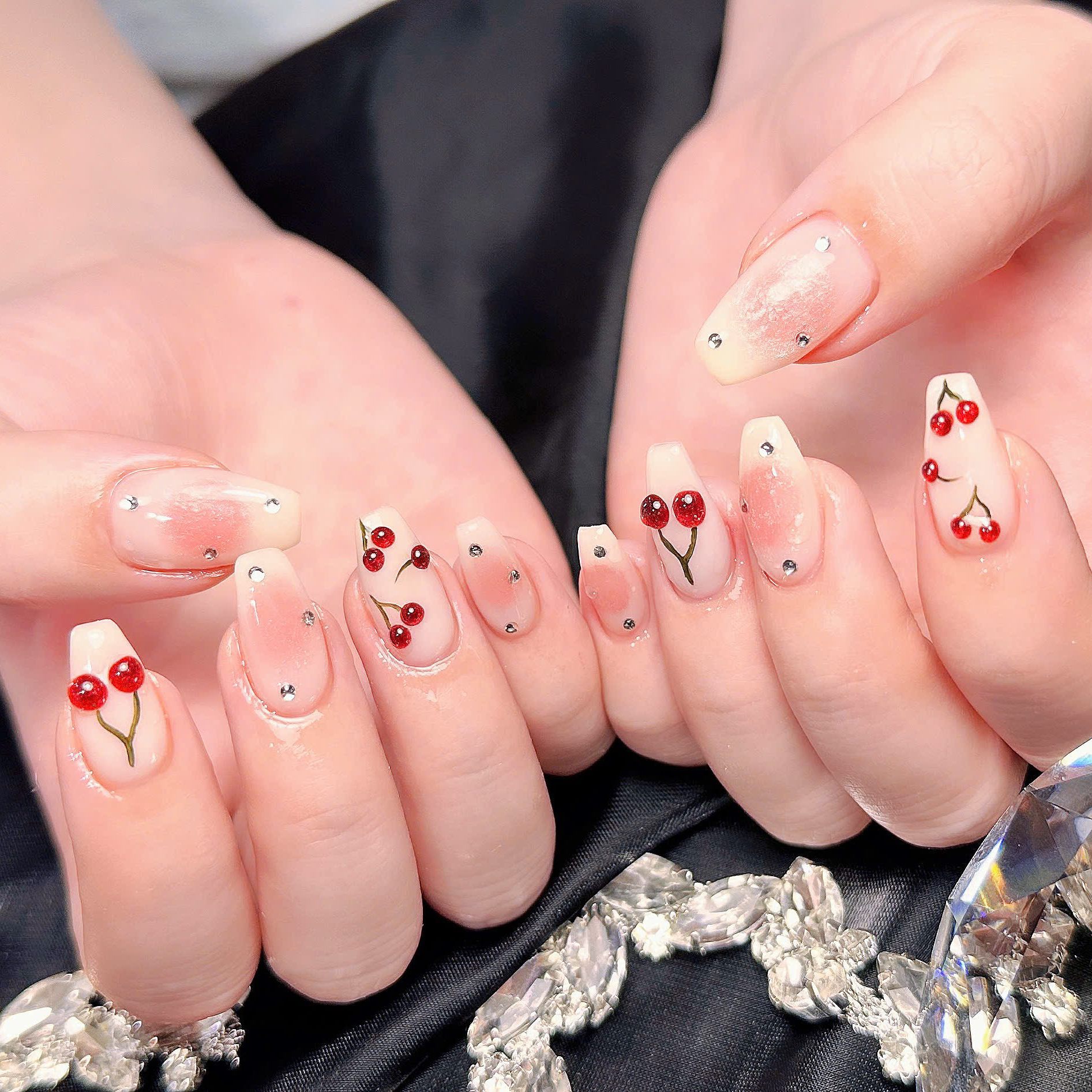 Lyna_Nails