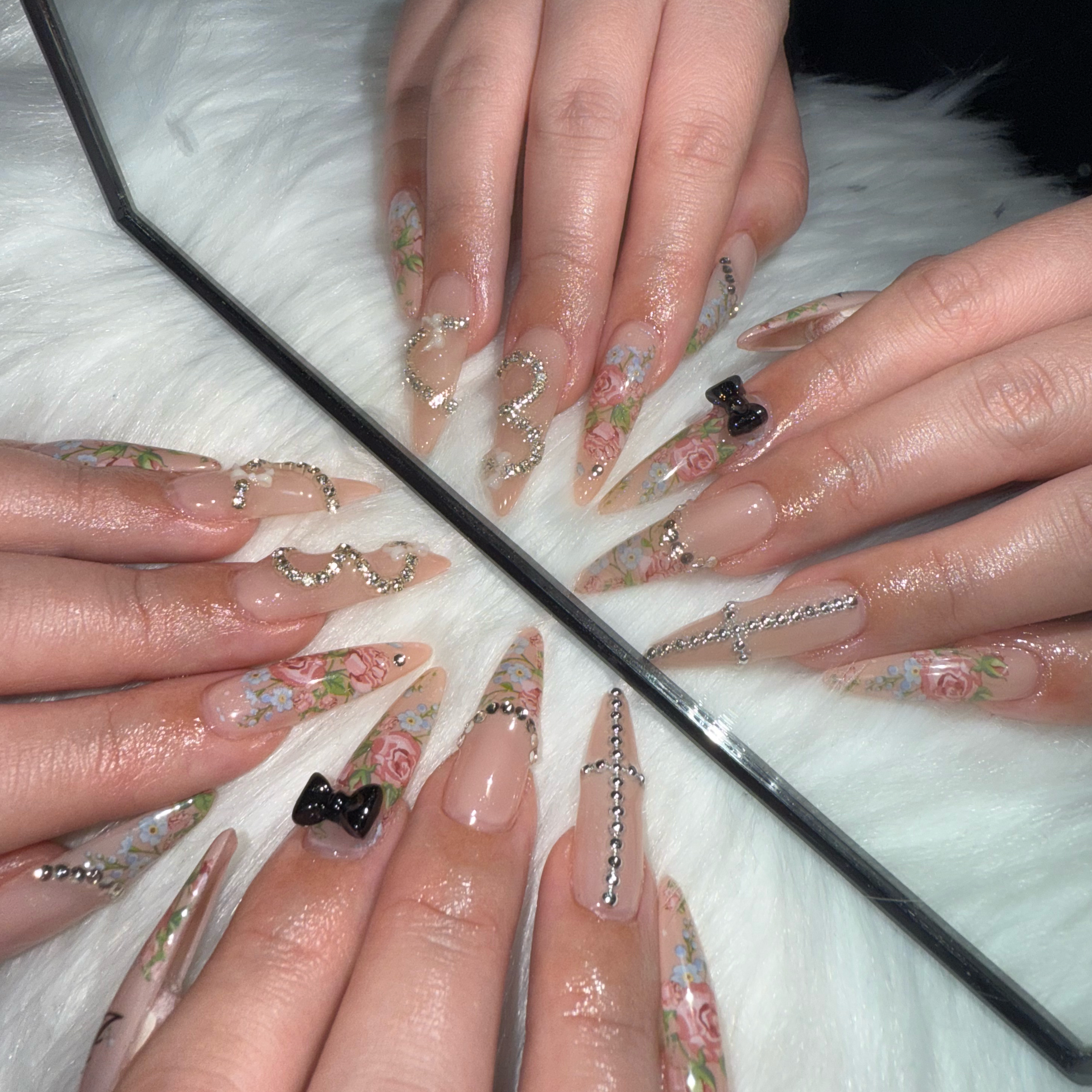 BiBi_nailsalon