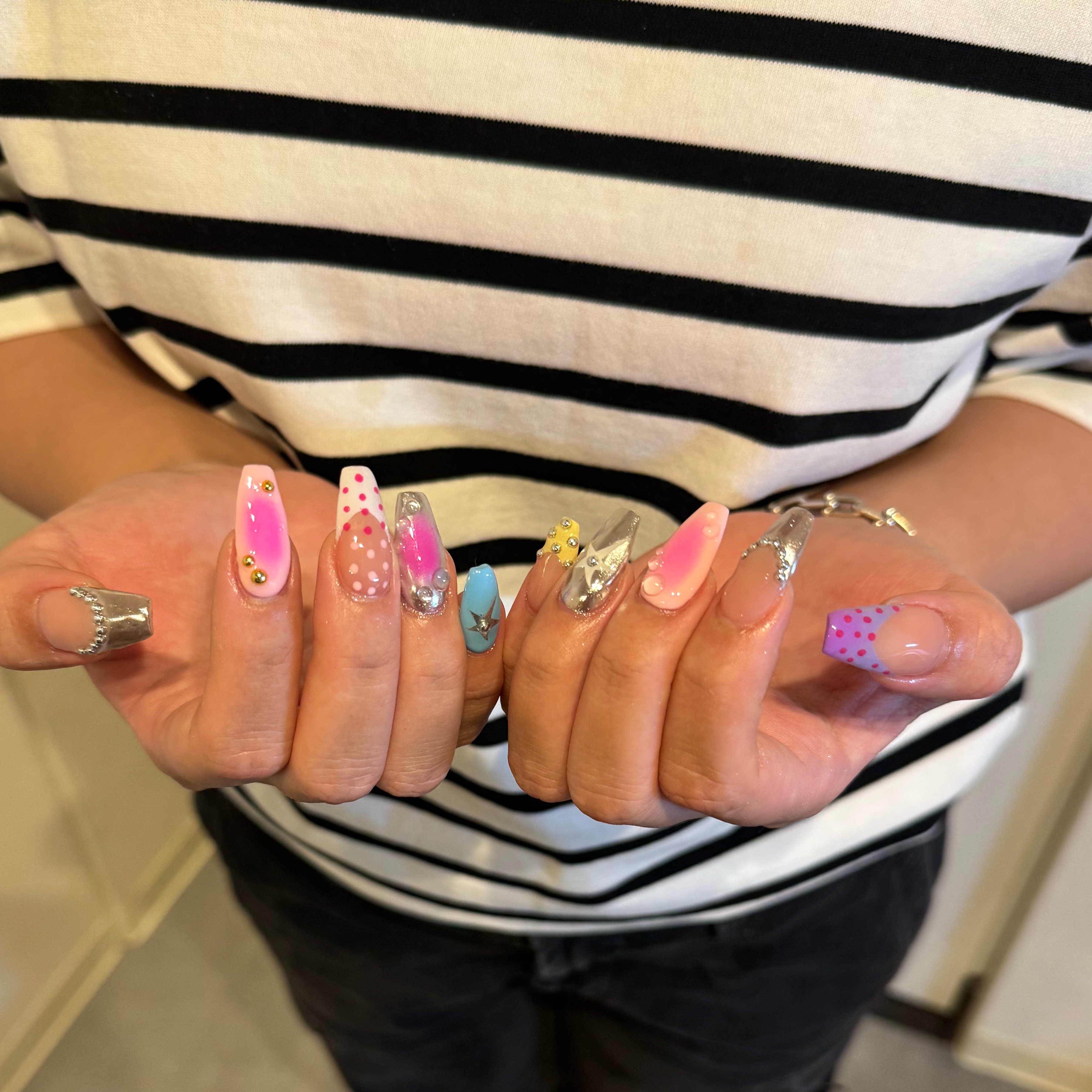 nailsalongia