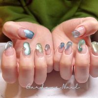 Gardens.Nail