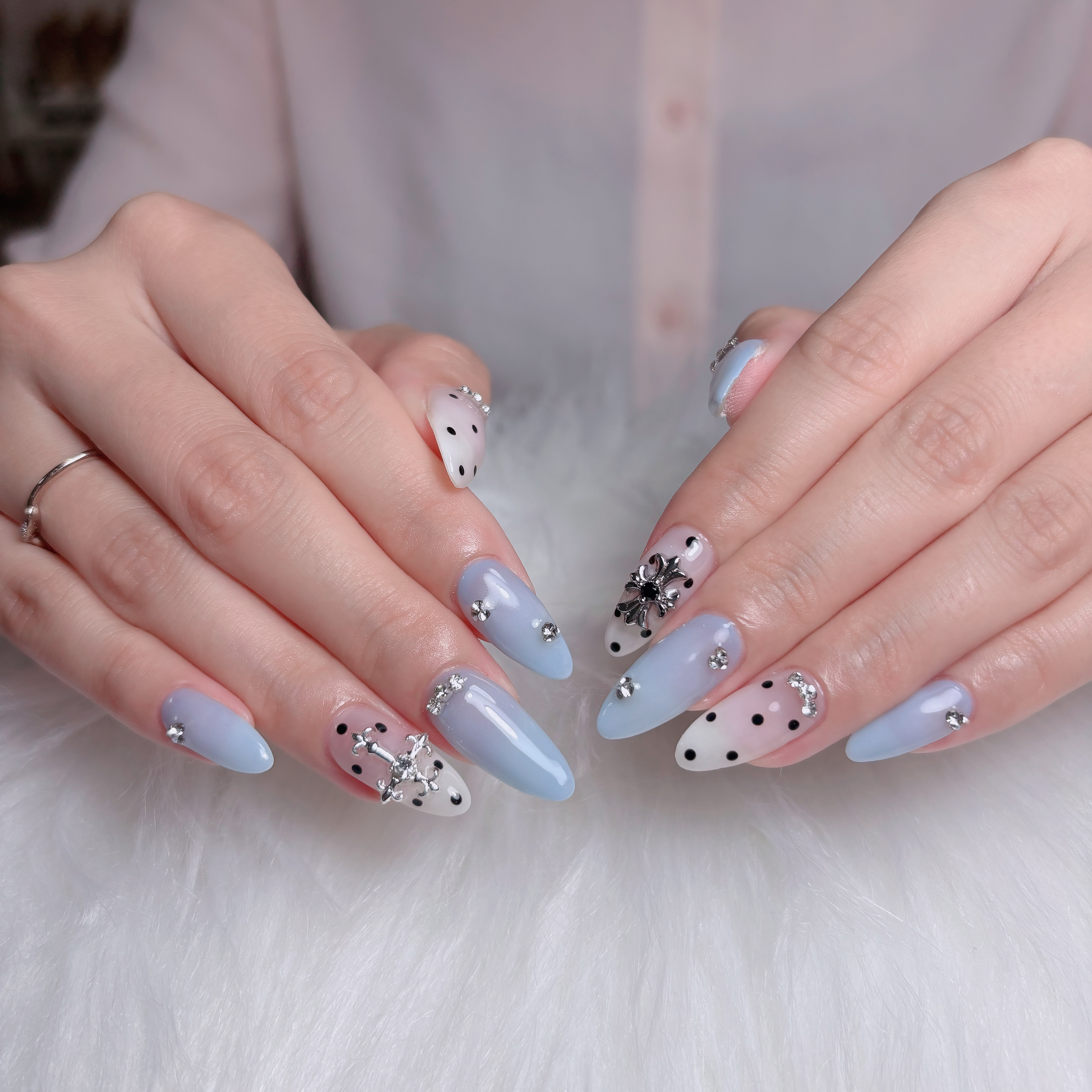 Yumi.SwanNails_15