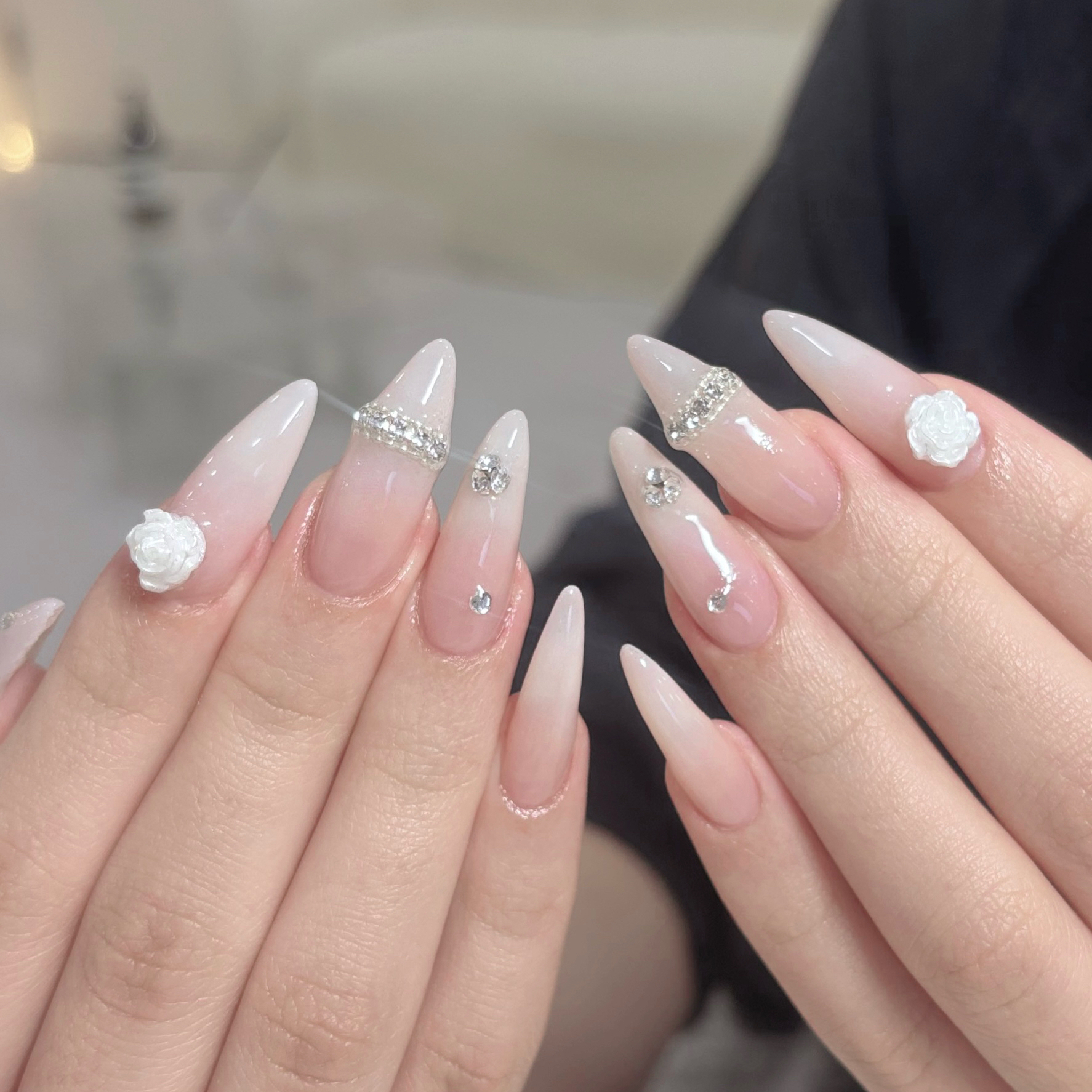 Fly_Nail_salon