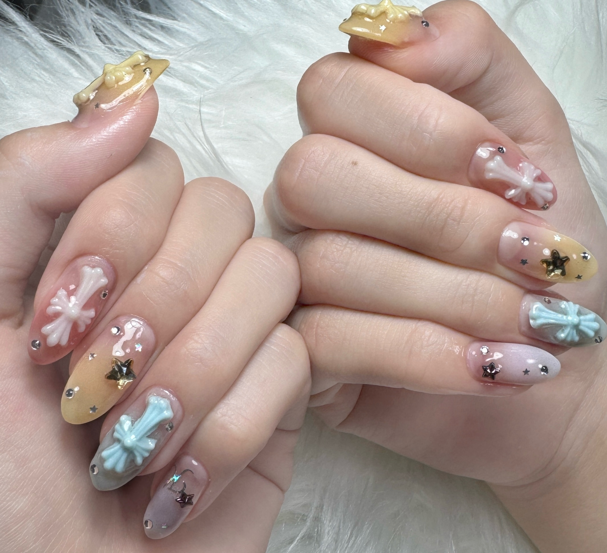 Aurora_nail