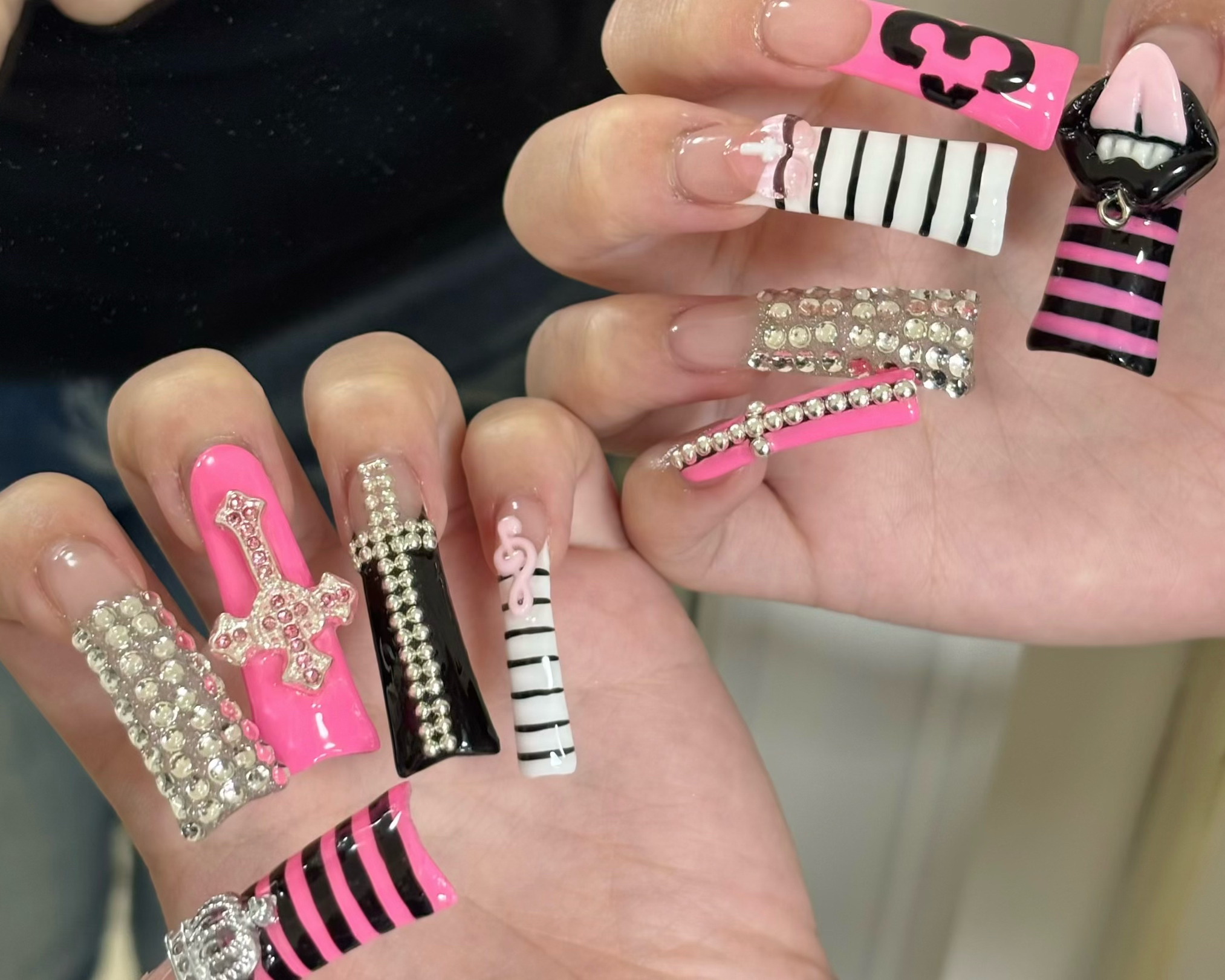 sully_naillab26