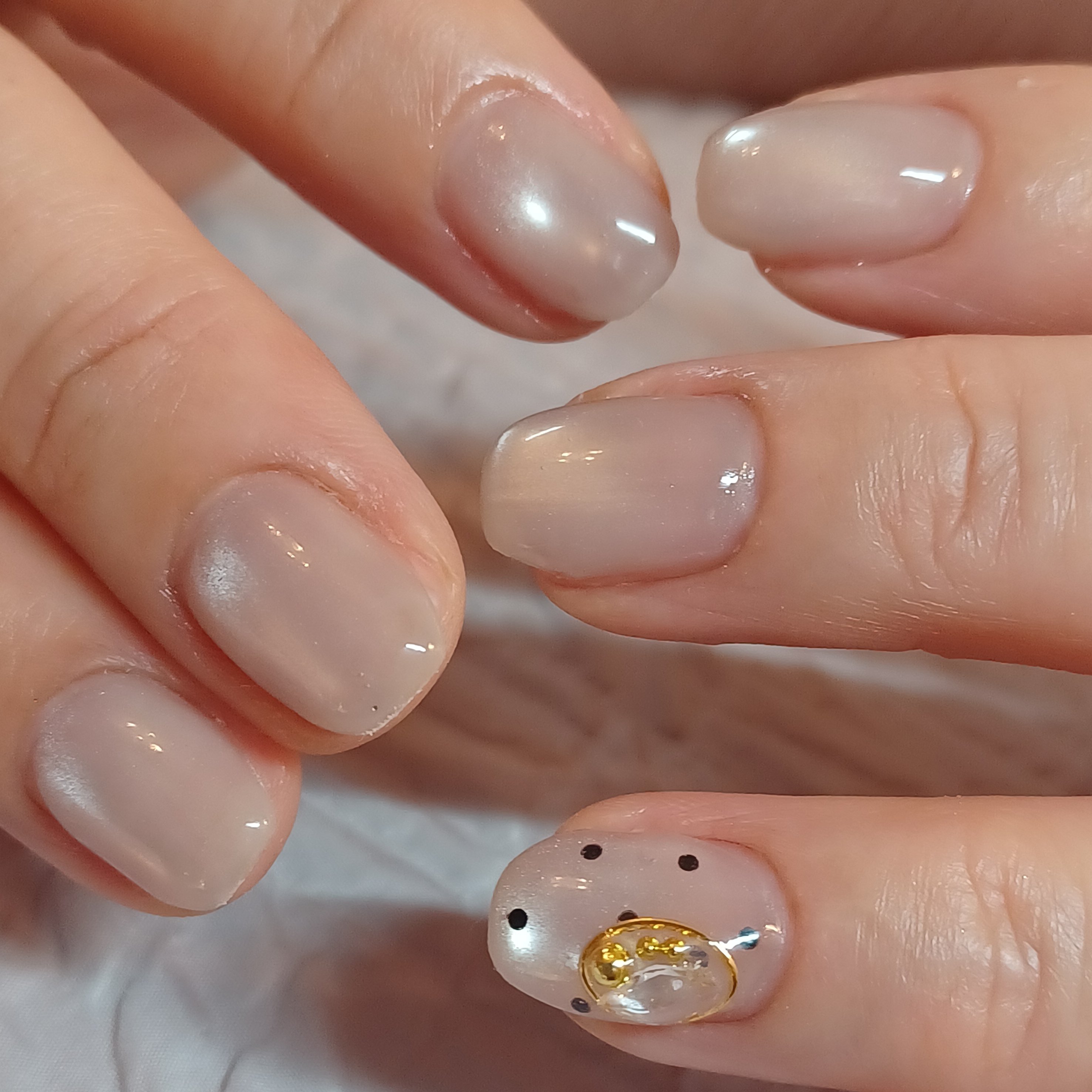 antique.nail