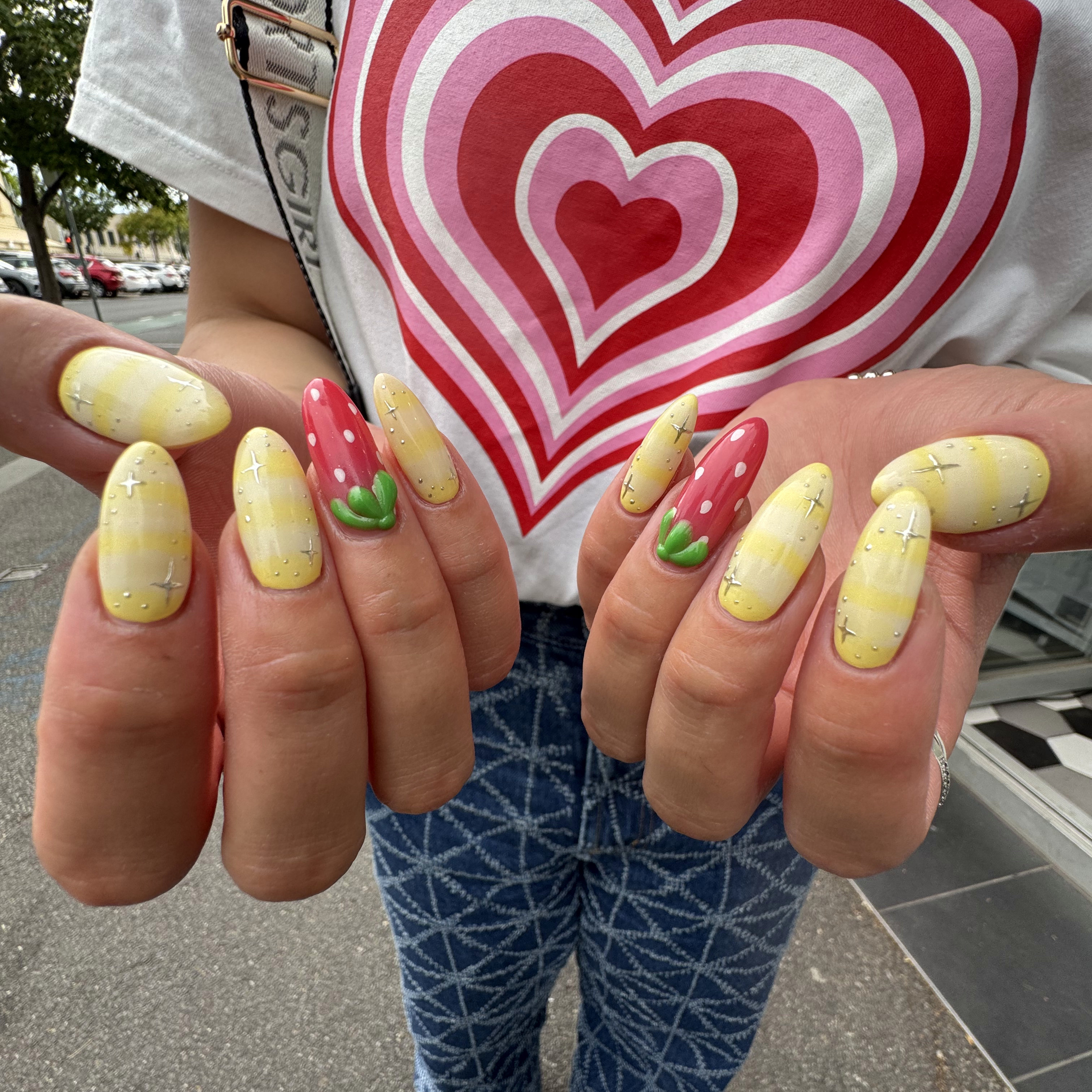 nail_ay963
