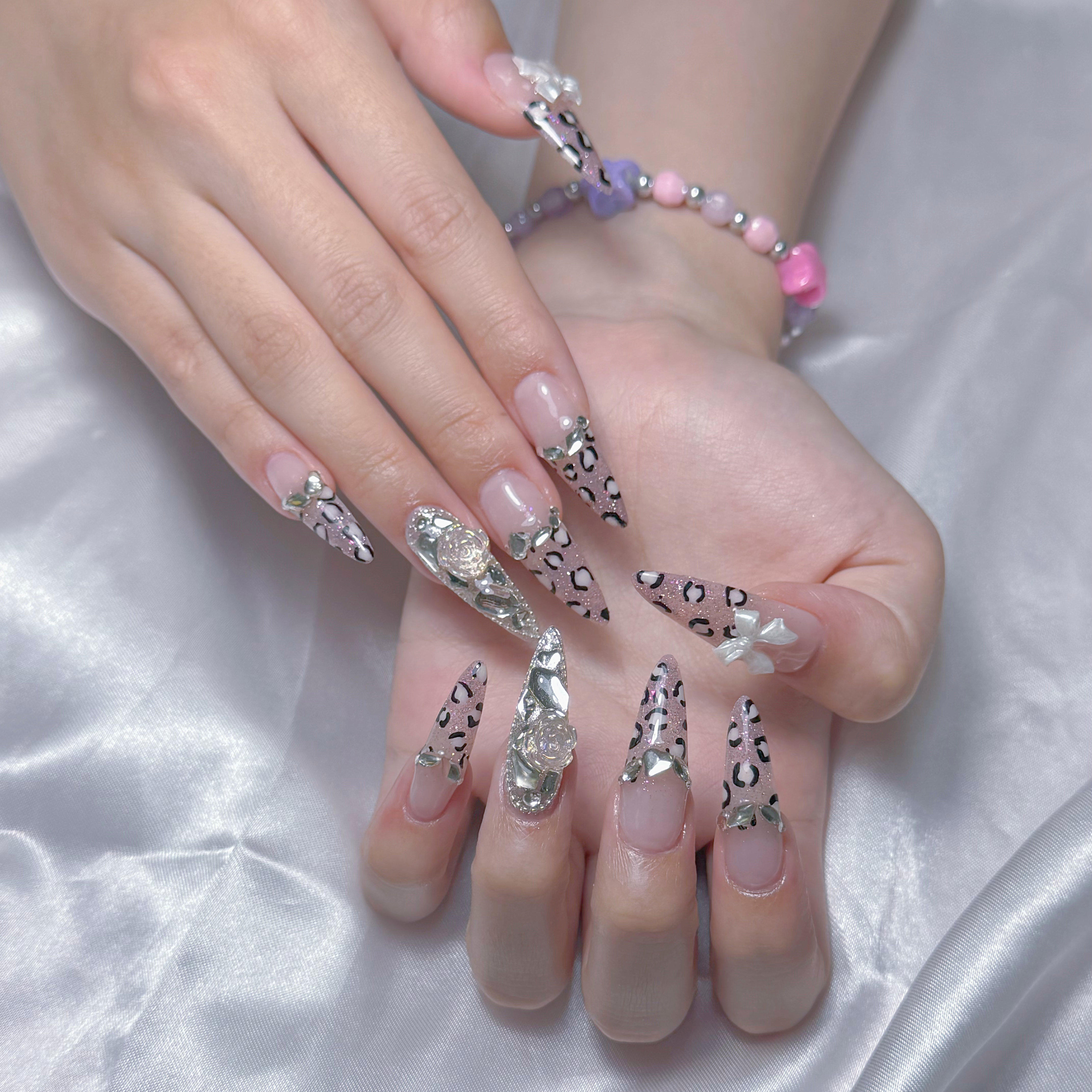 LEELA_NAIL