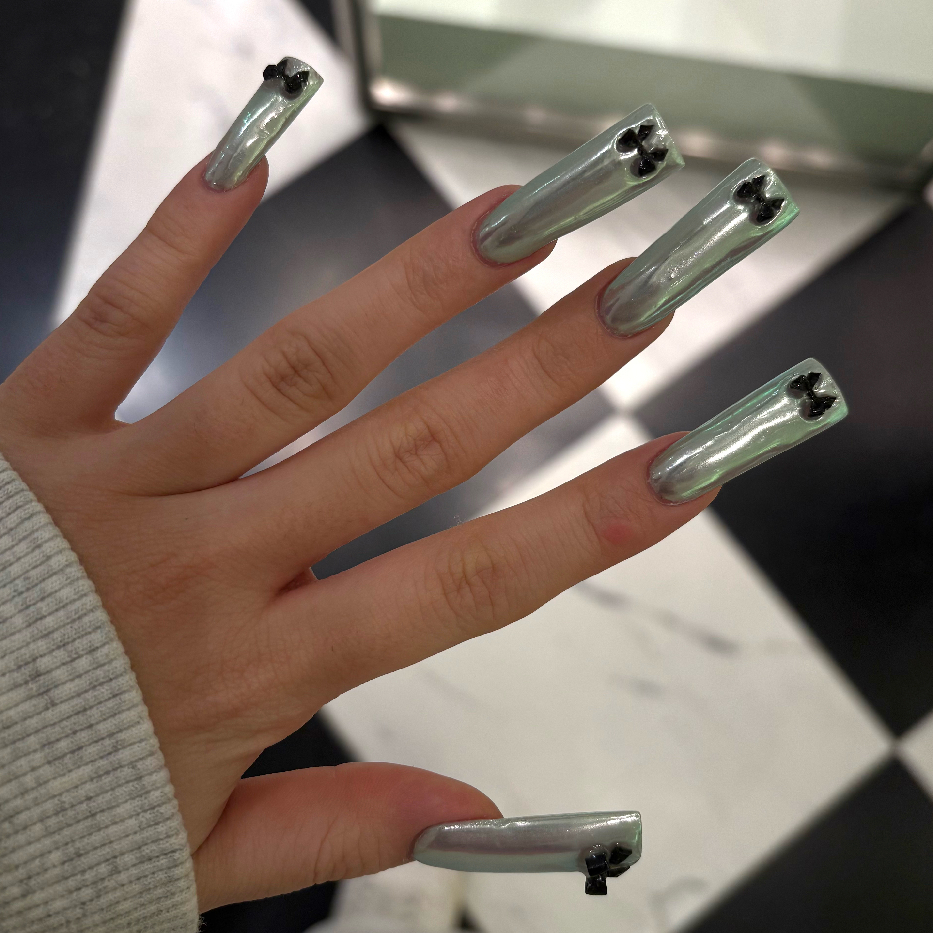 _.ttnails._