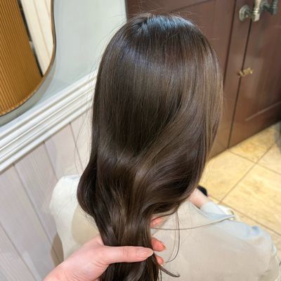 【当日予約限定✨】カット＋艶カラー（ショート不可）