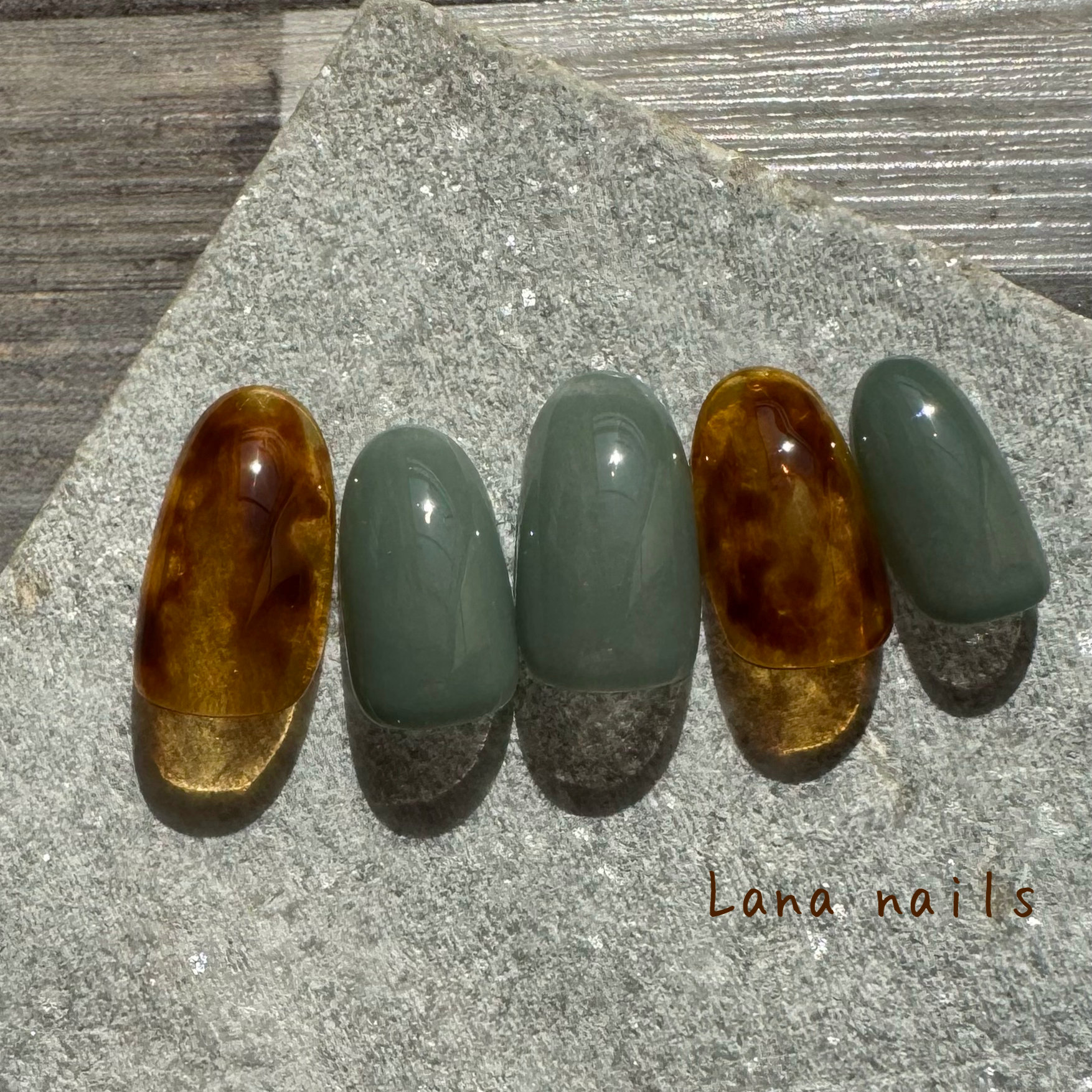 Lana_nails