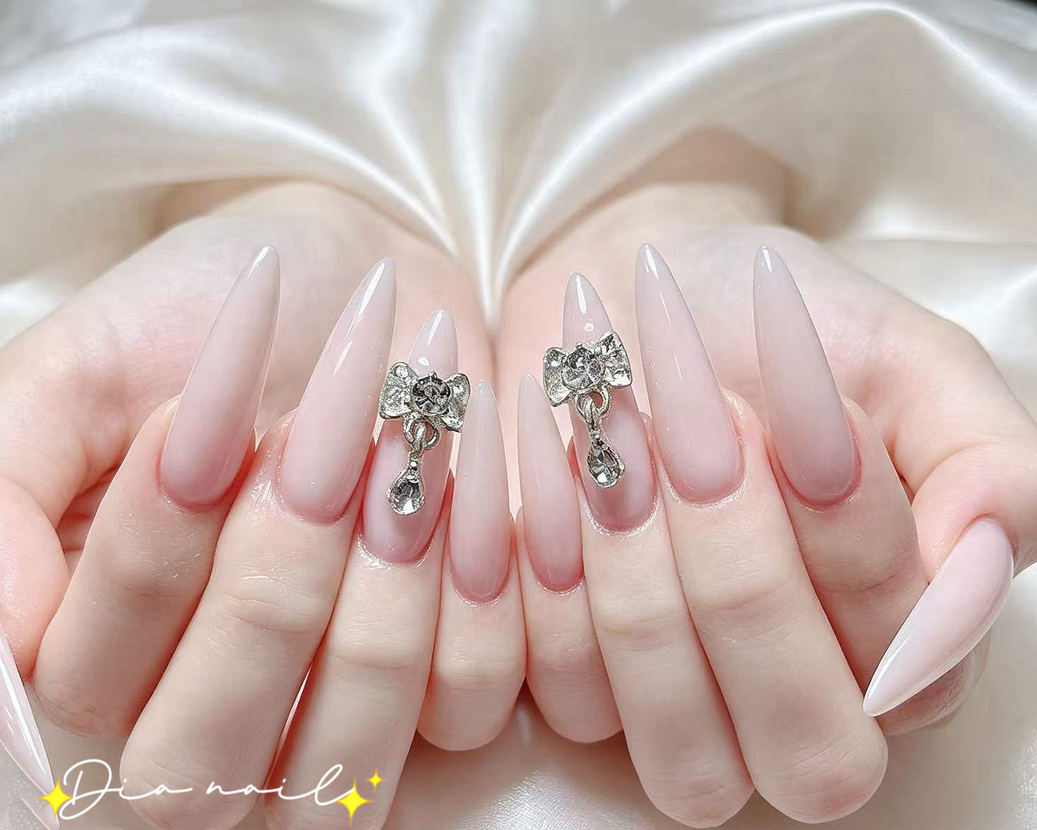 Dia.nail