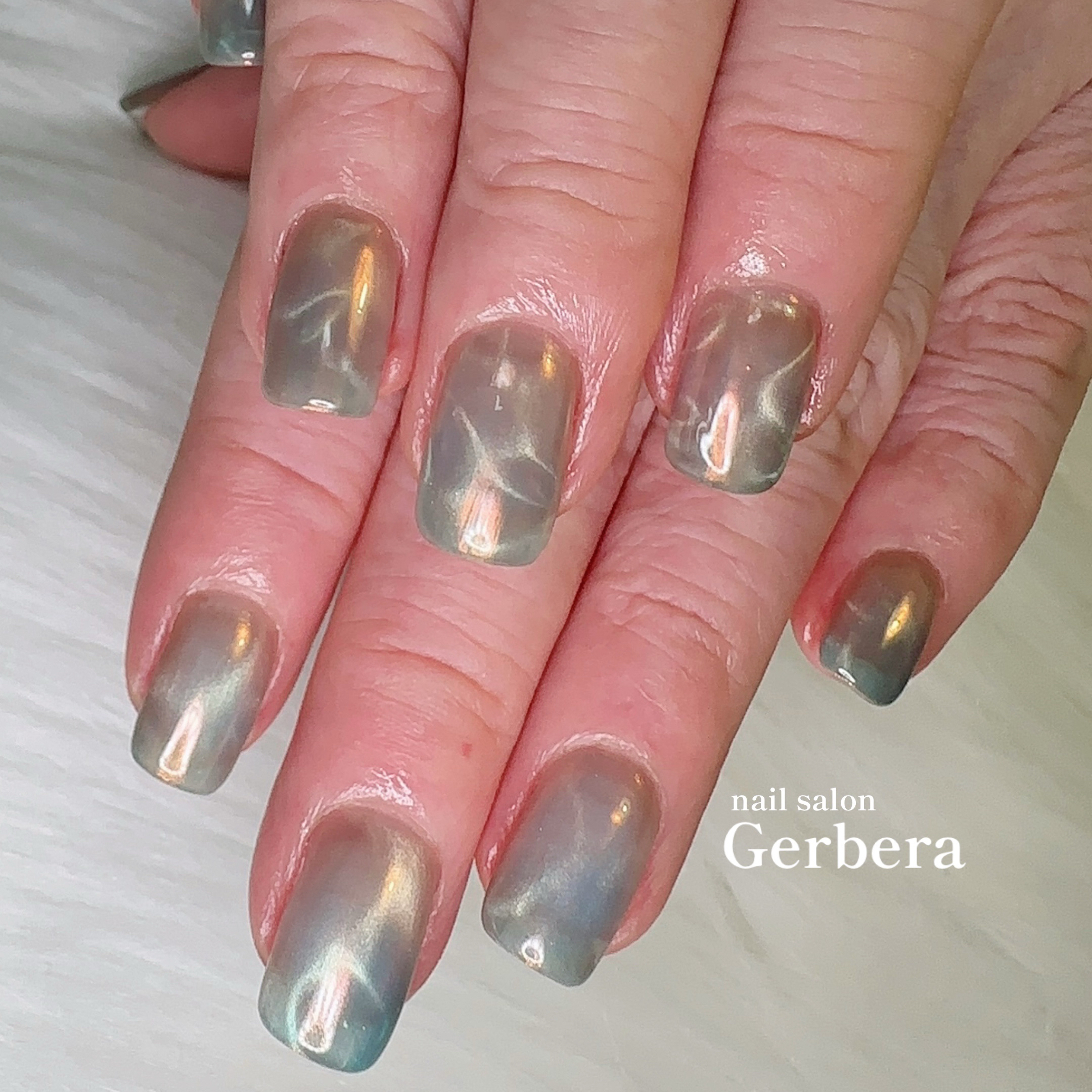 nail_gerbera