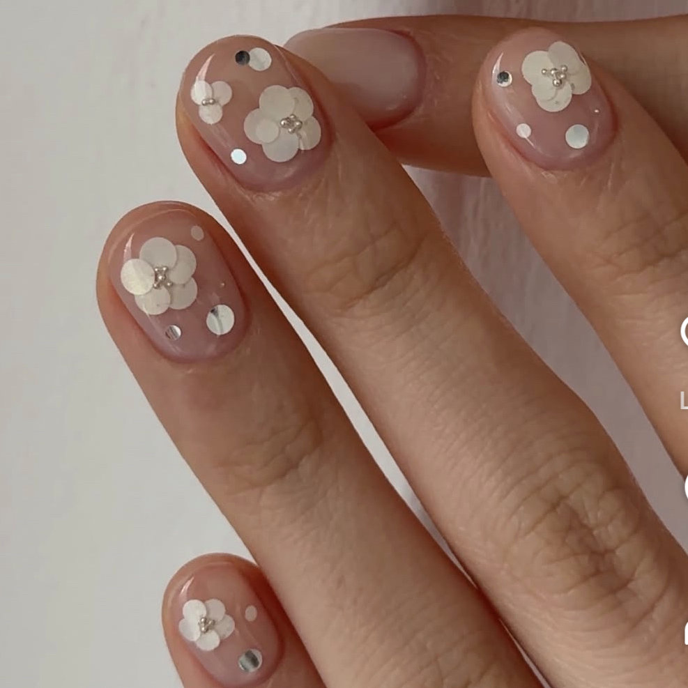 anila_nail