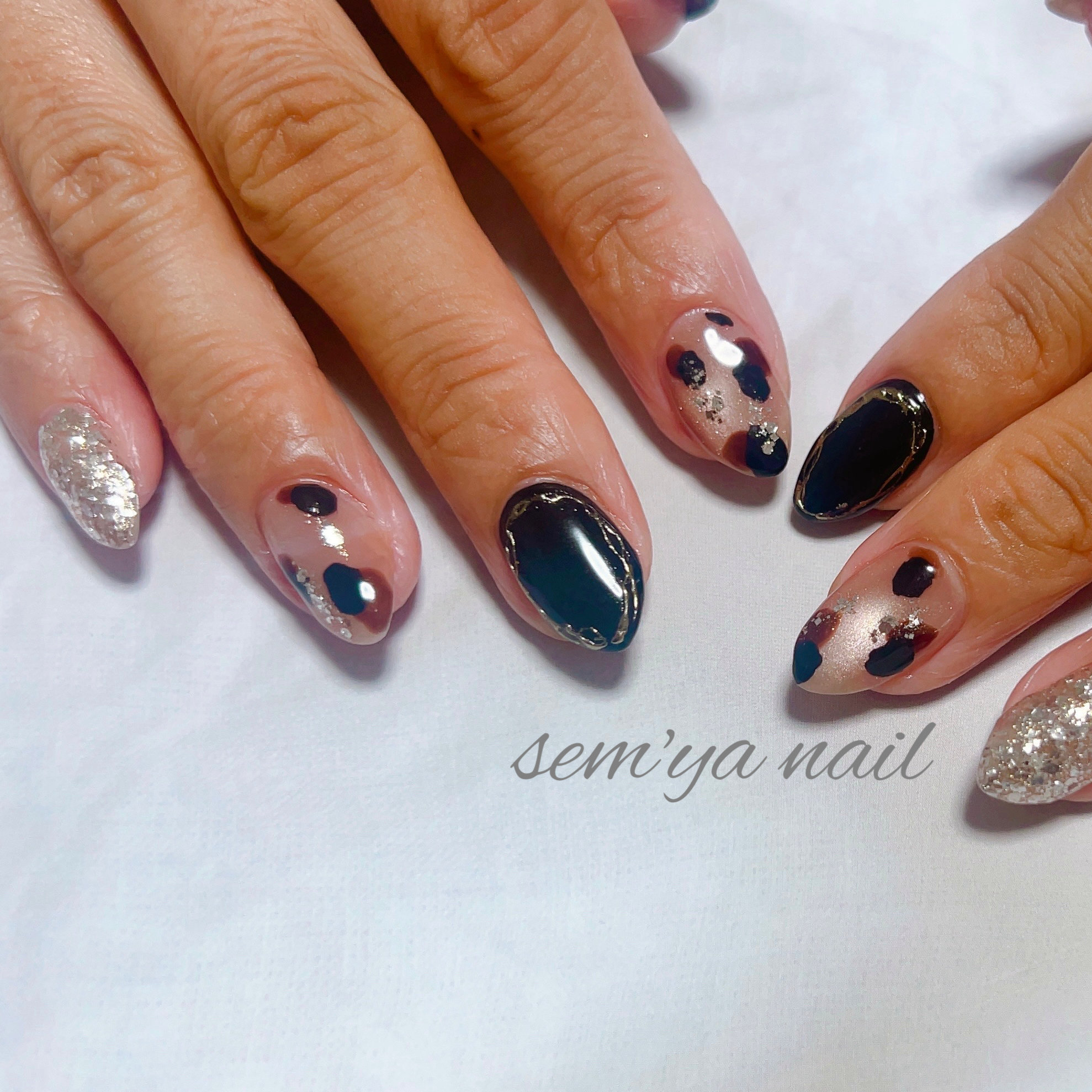 semya_nail