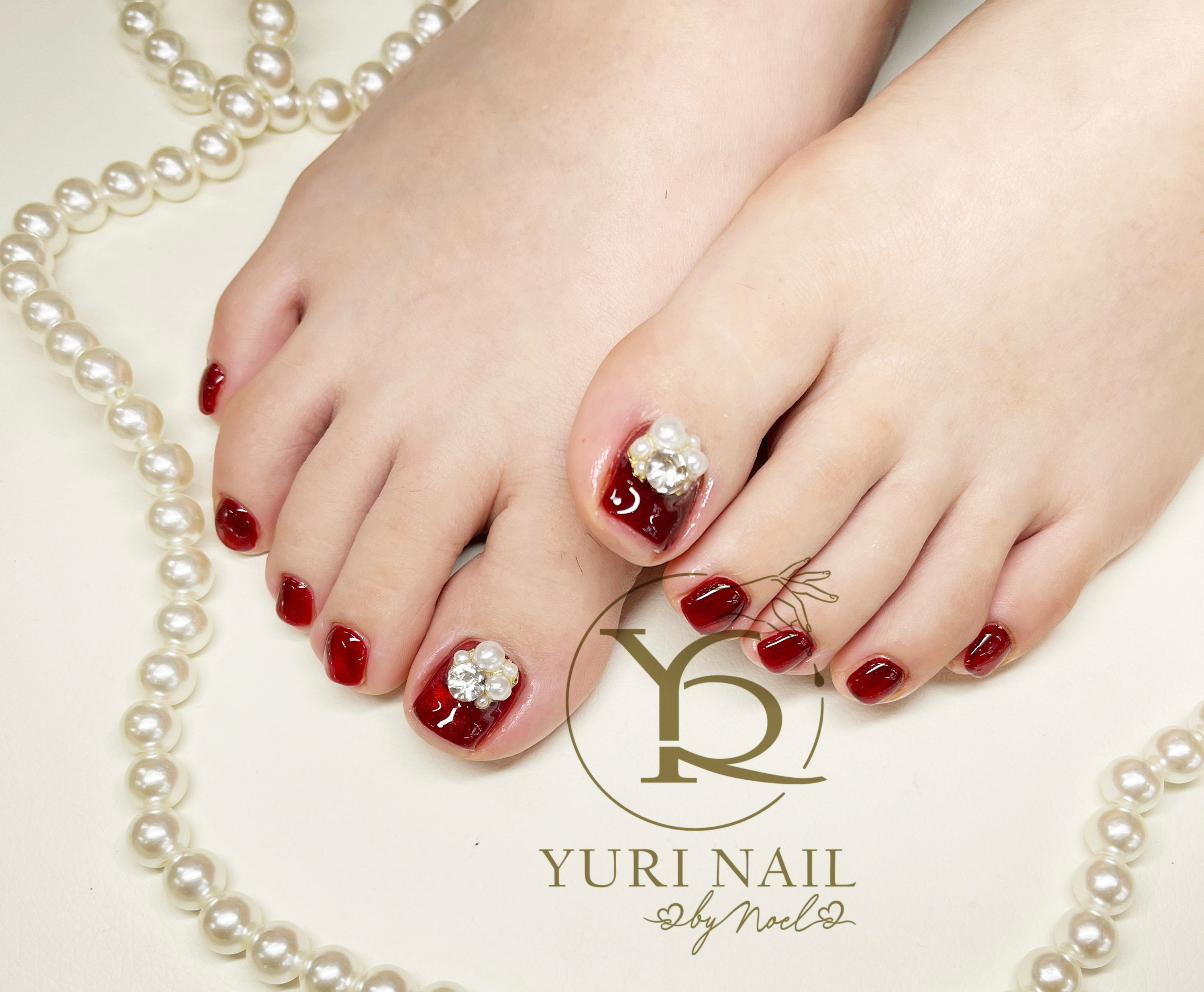 Yuri_nail_Anh