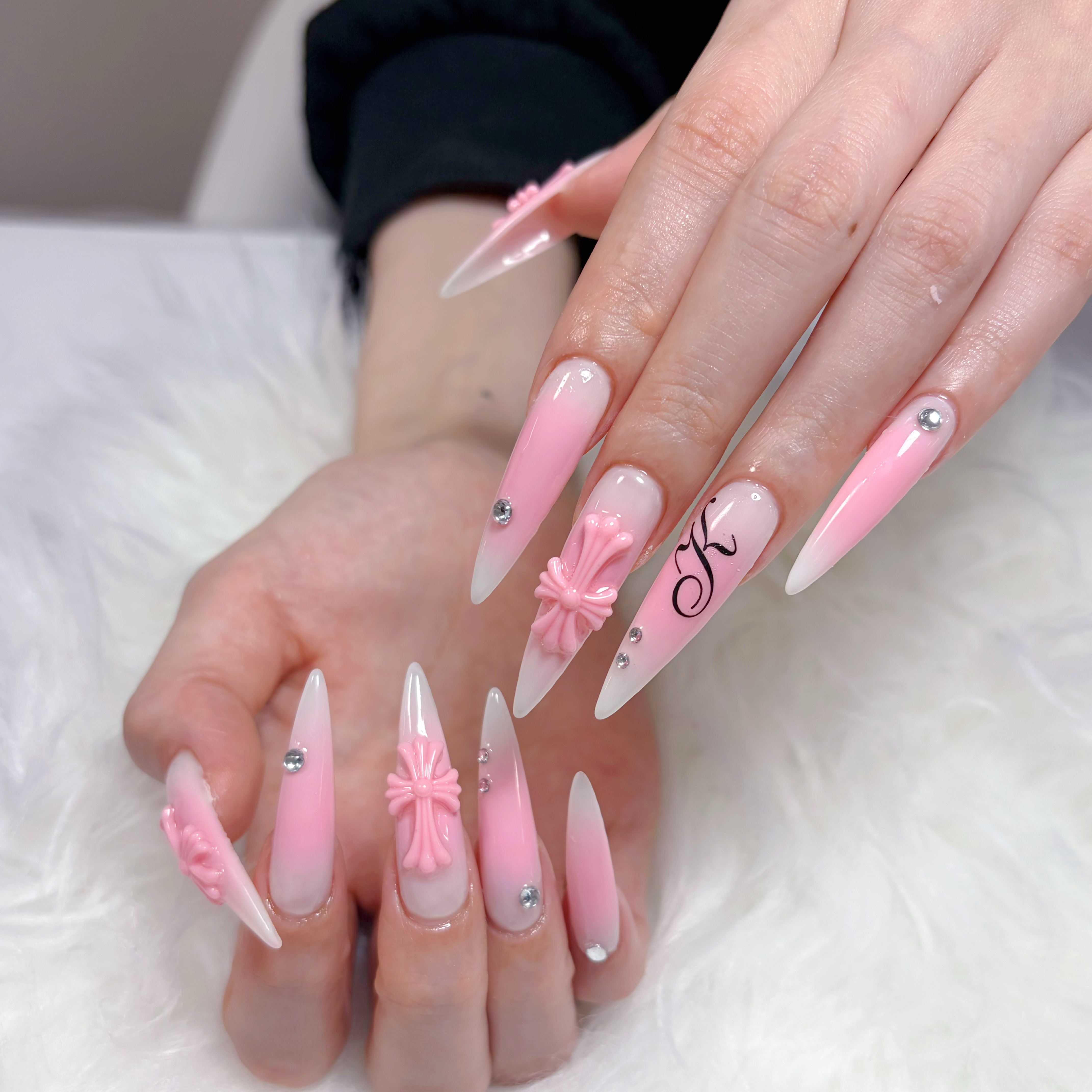 Huyn_Nail_