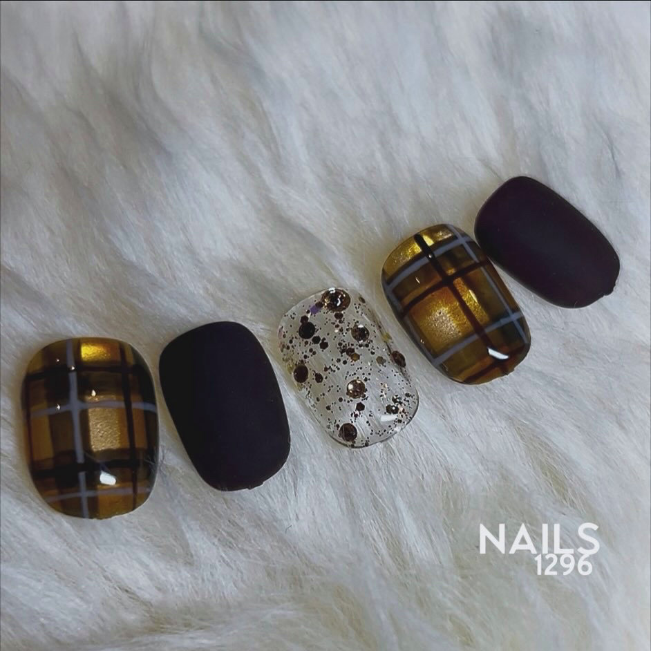 nails1296yurie