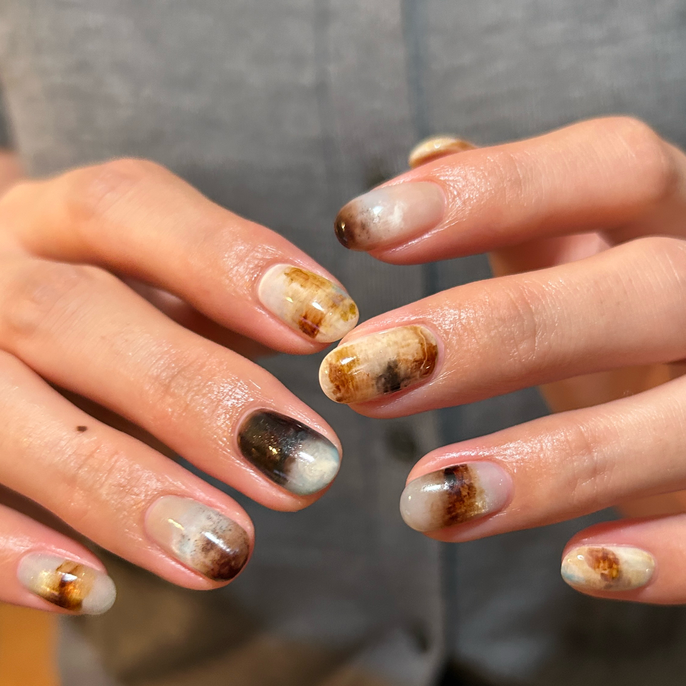 apua_ami.nail