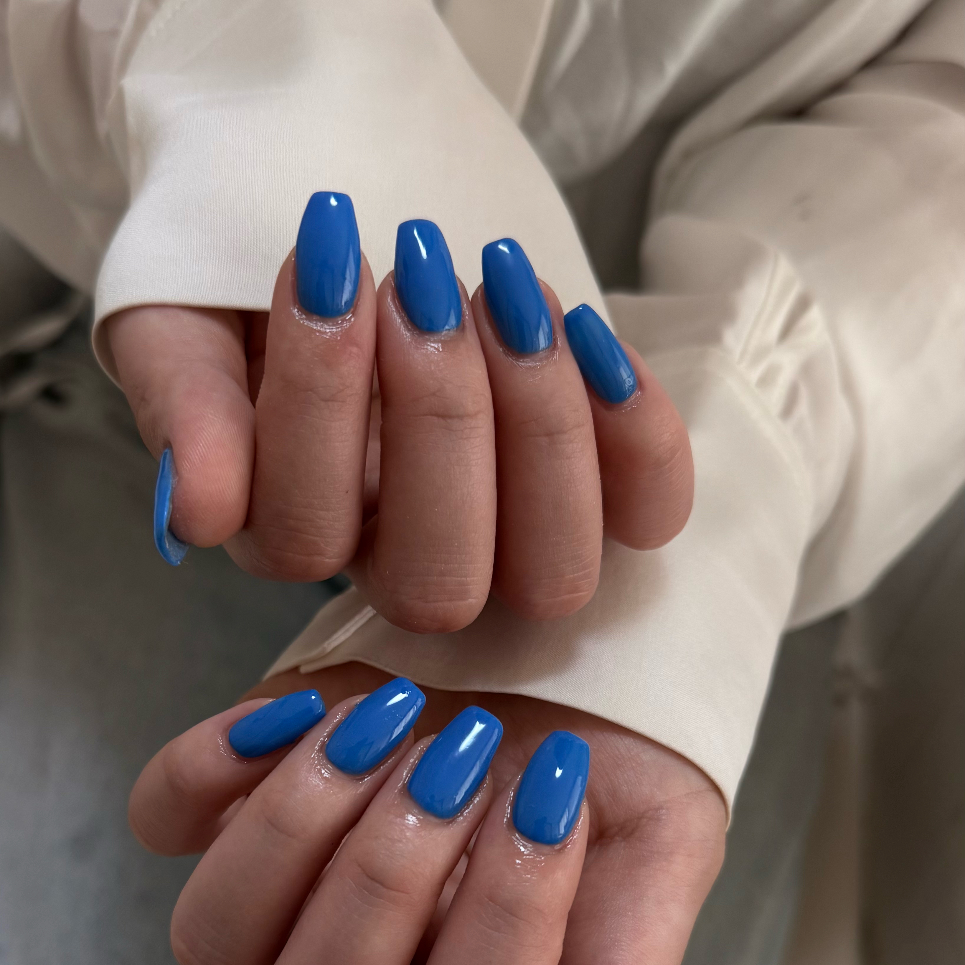 Bi_nail