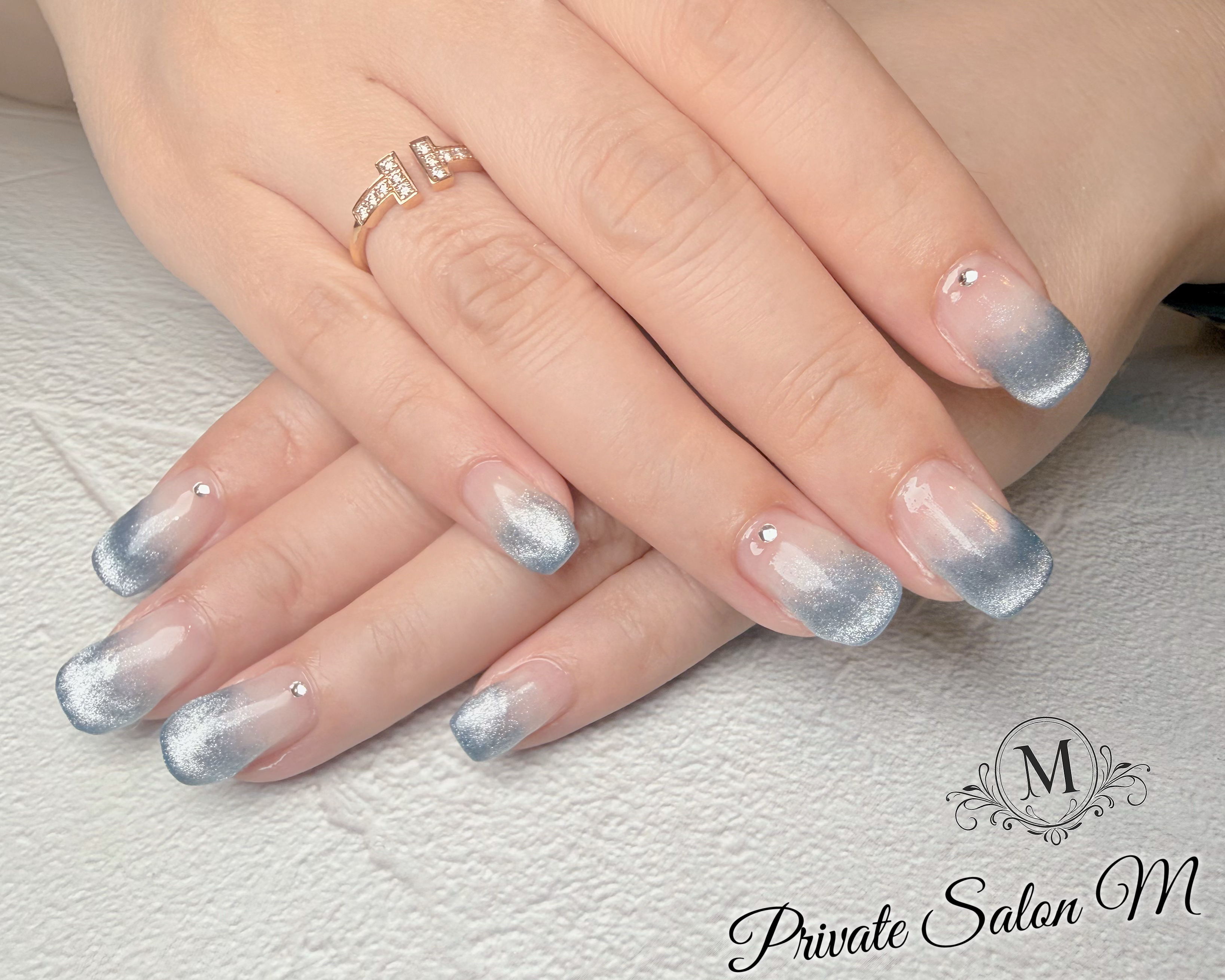 Private.Salon.M