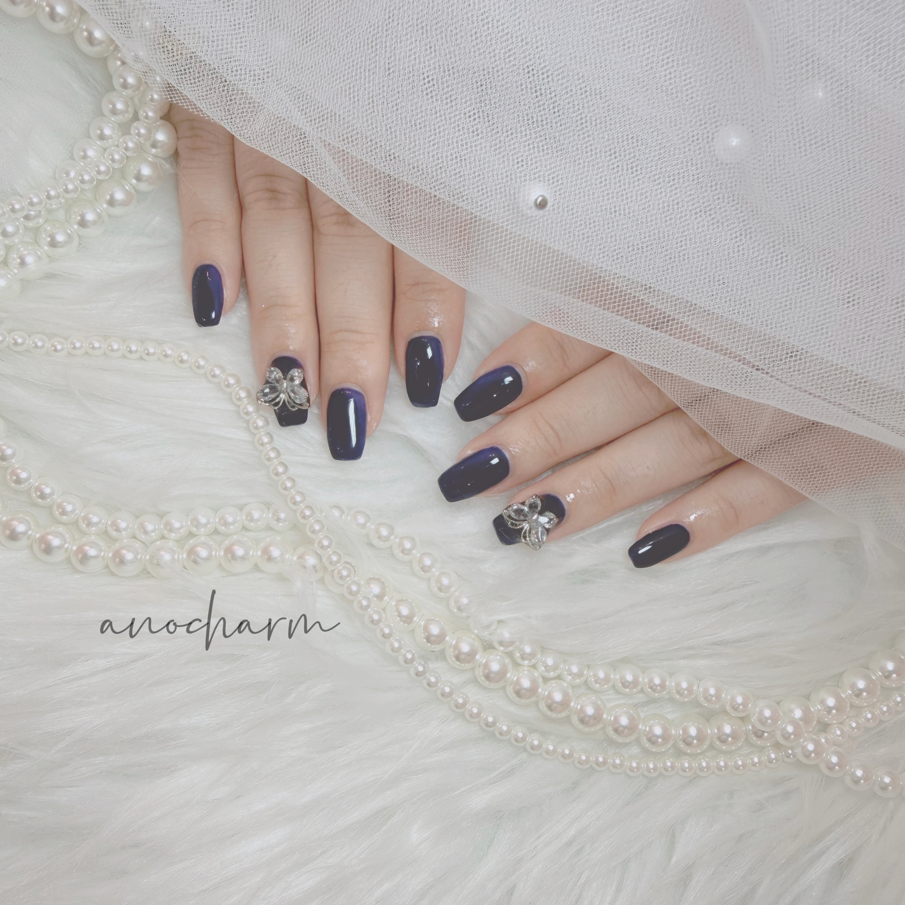 anocharm_anna