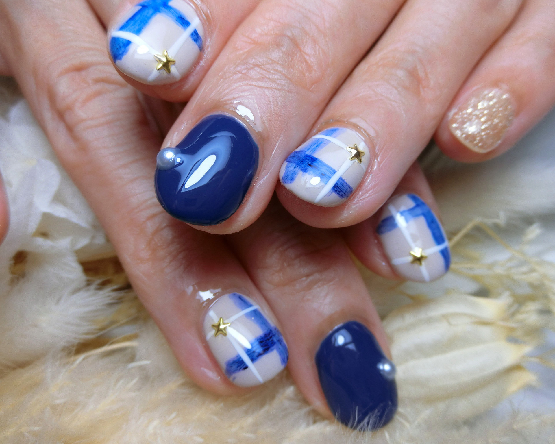 M.nail08