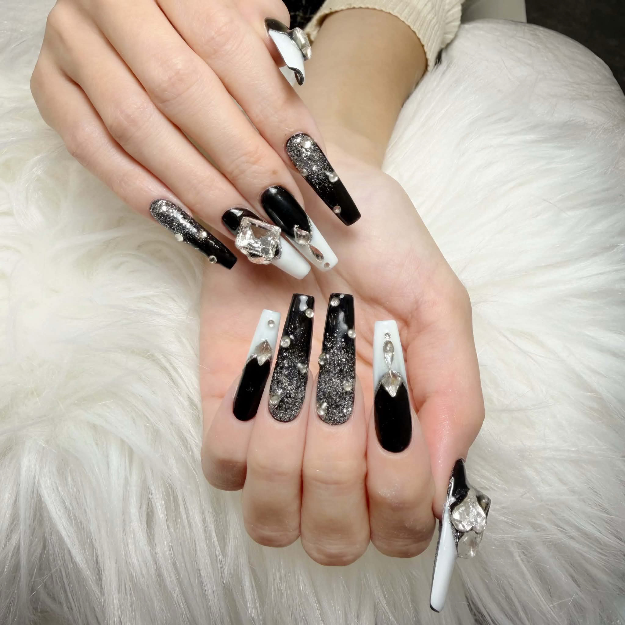 AMI_NAIL_KEBUKURO