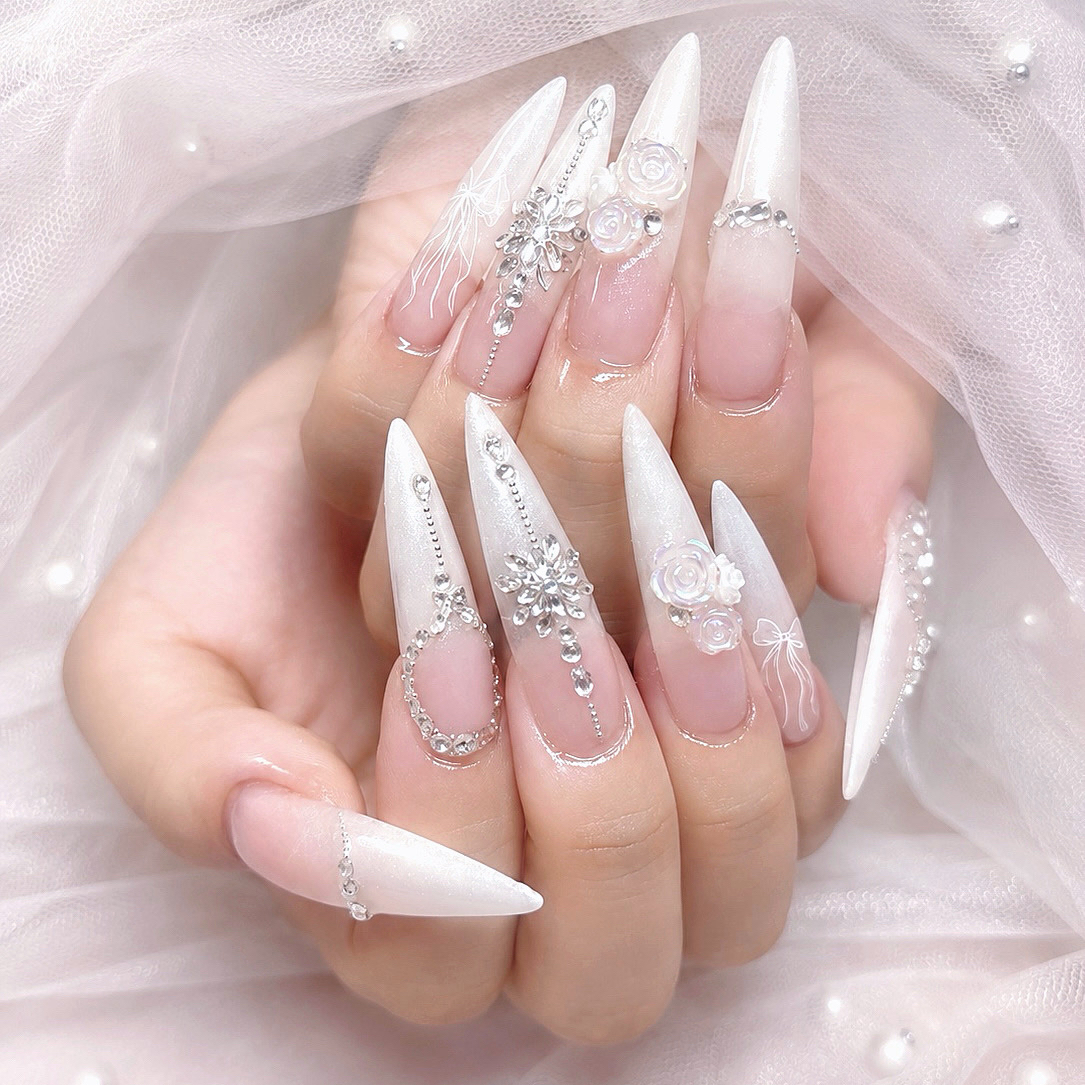RIRia_nail