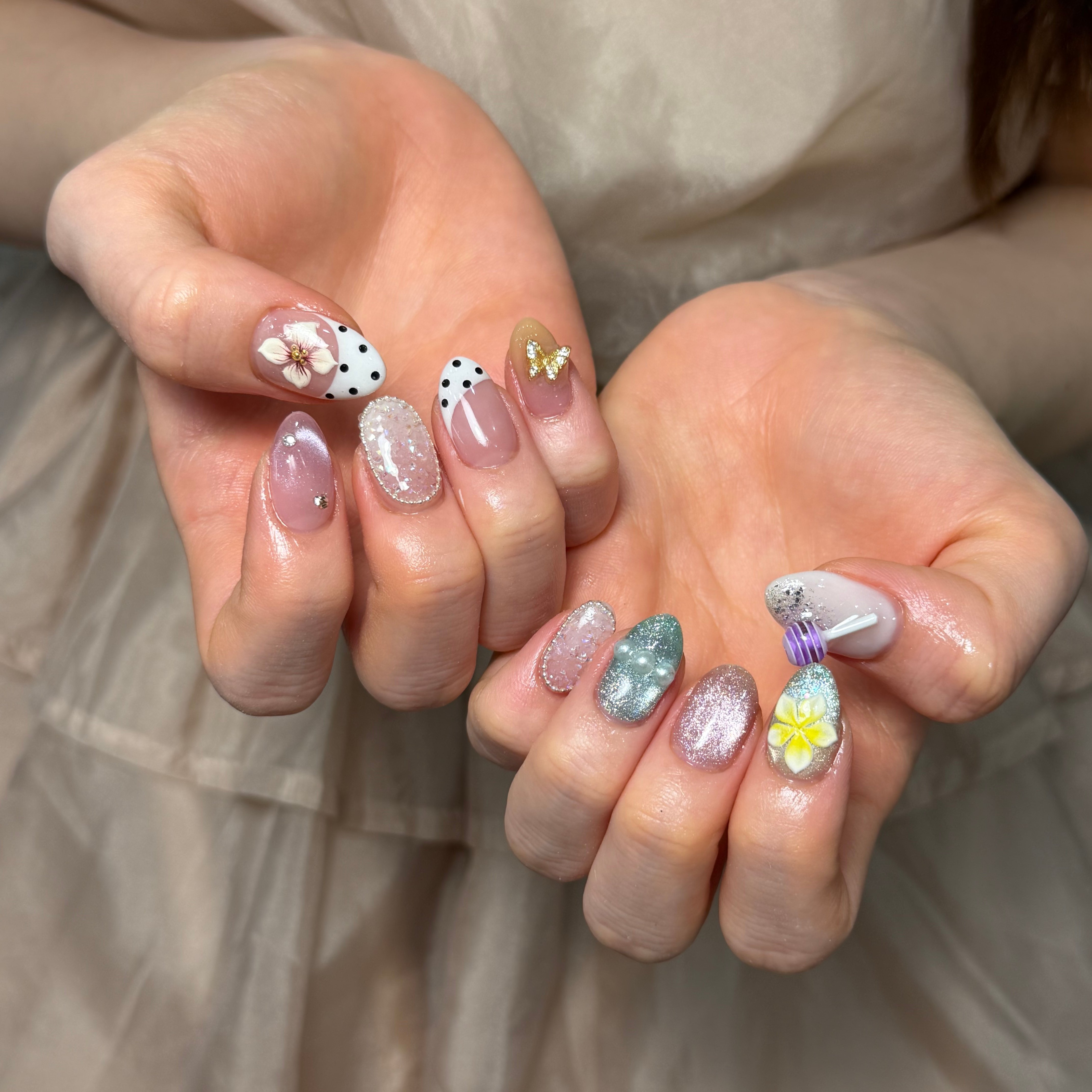 UM_NailSALON
