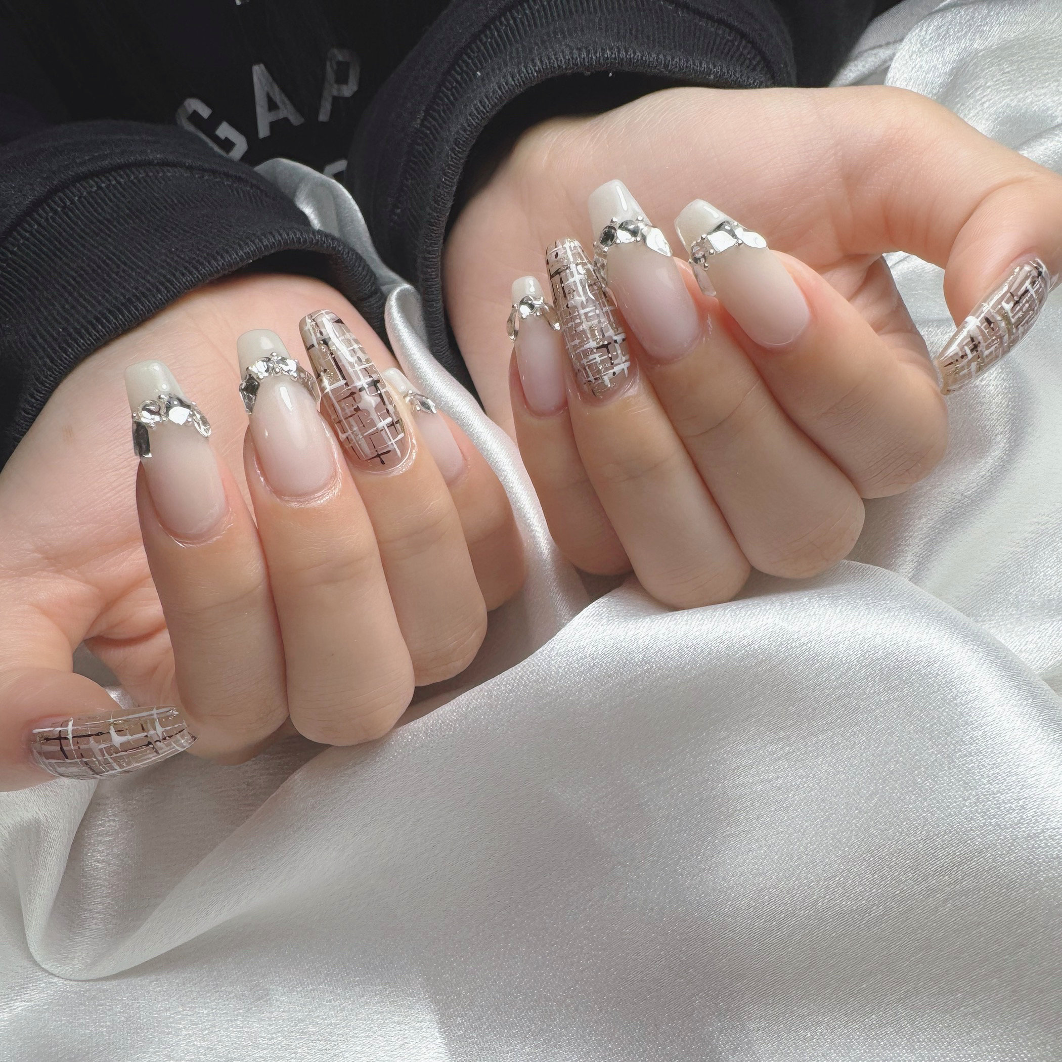 ulunail.seri