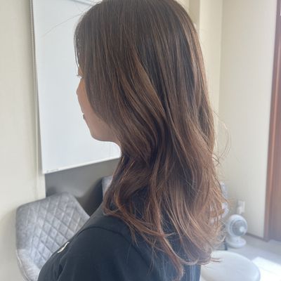 リタッチ　
ブリーチリタッチは不可