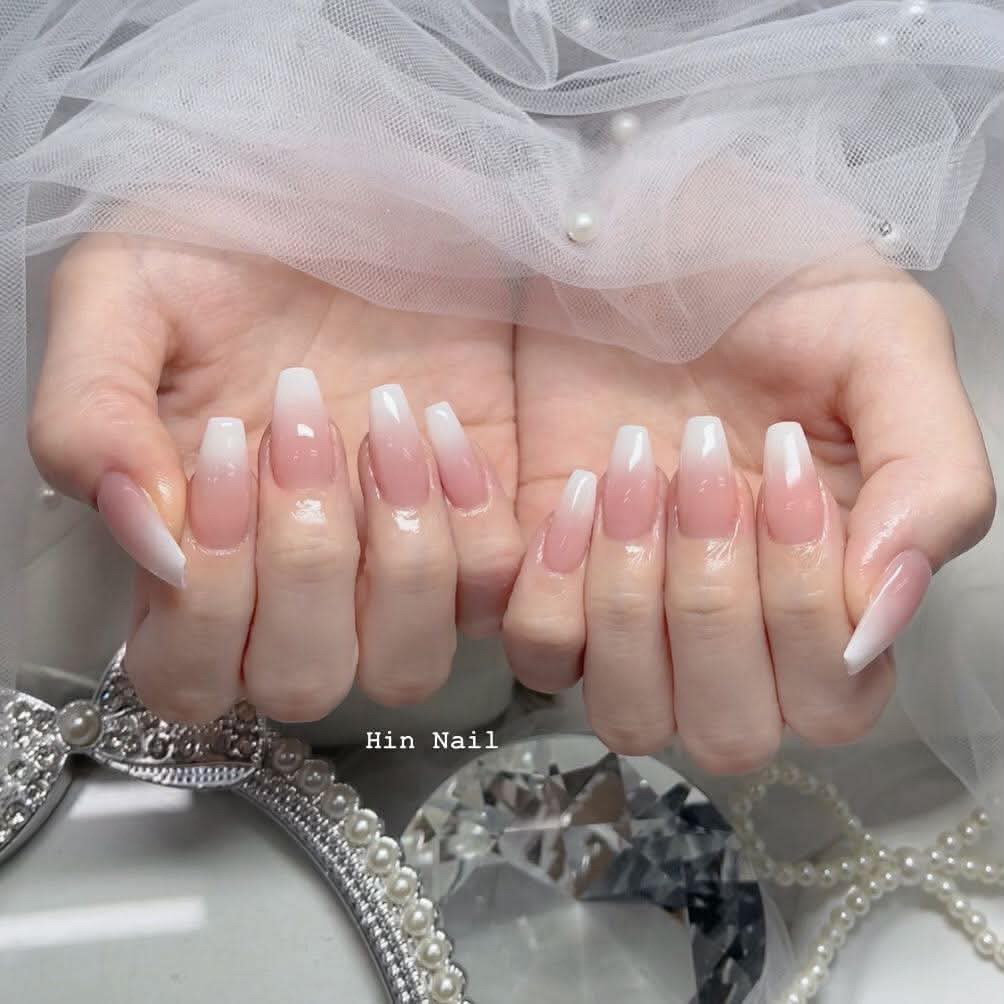 Hin.Nails_salon
