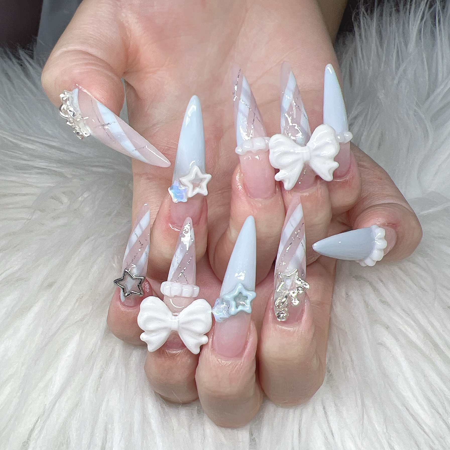Lee_Nails