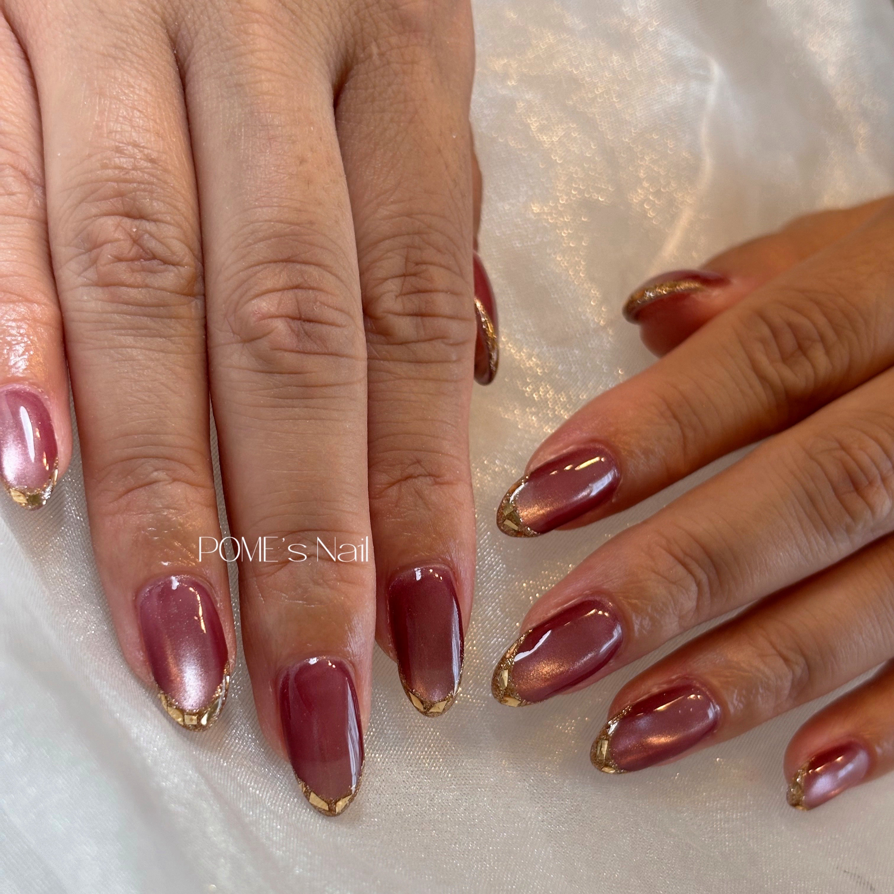 Pomes._.nail