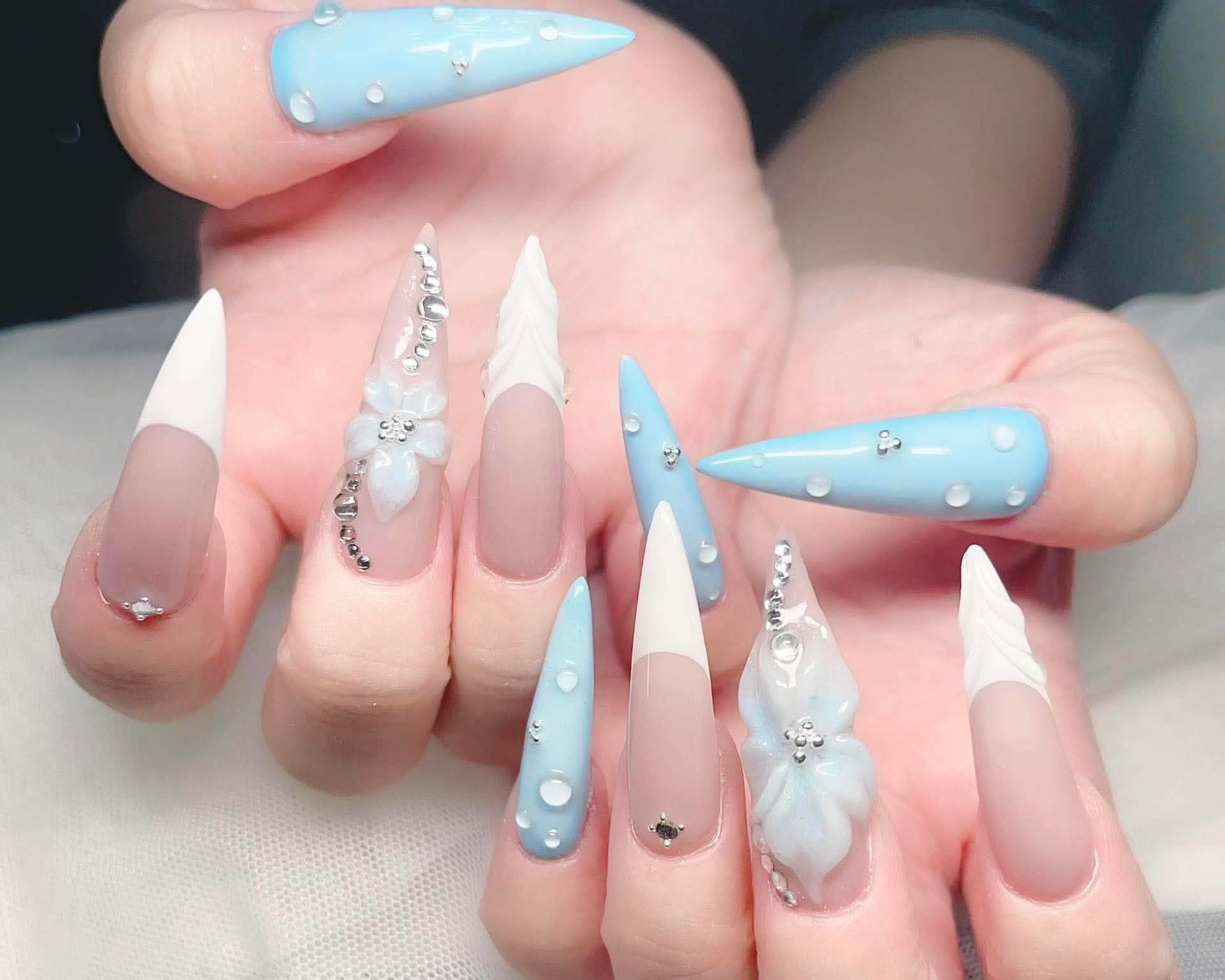 Nail_unichan