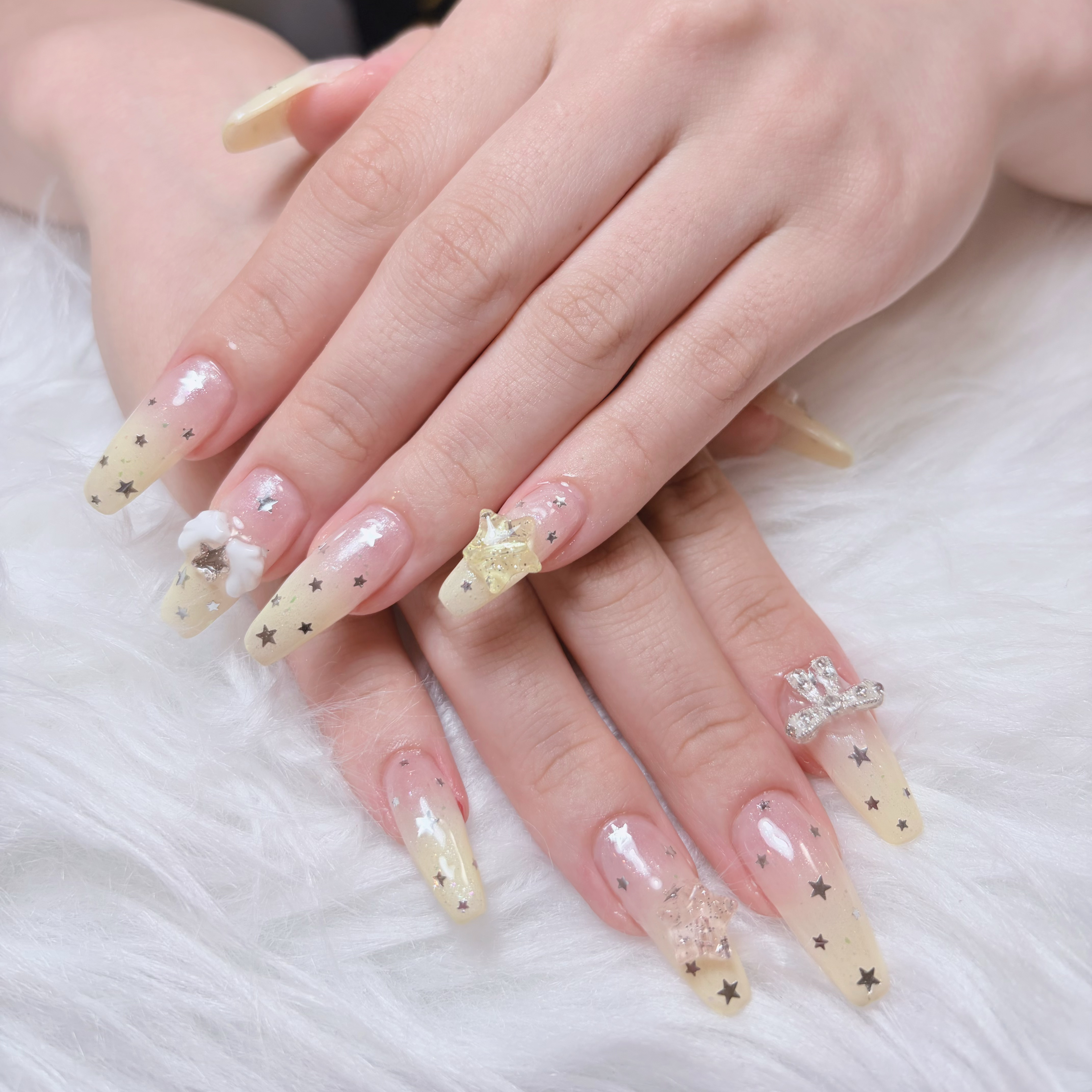 Huyn_nail