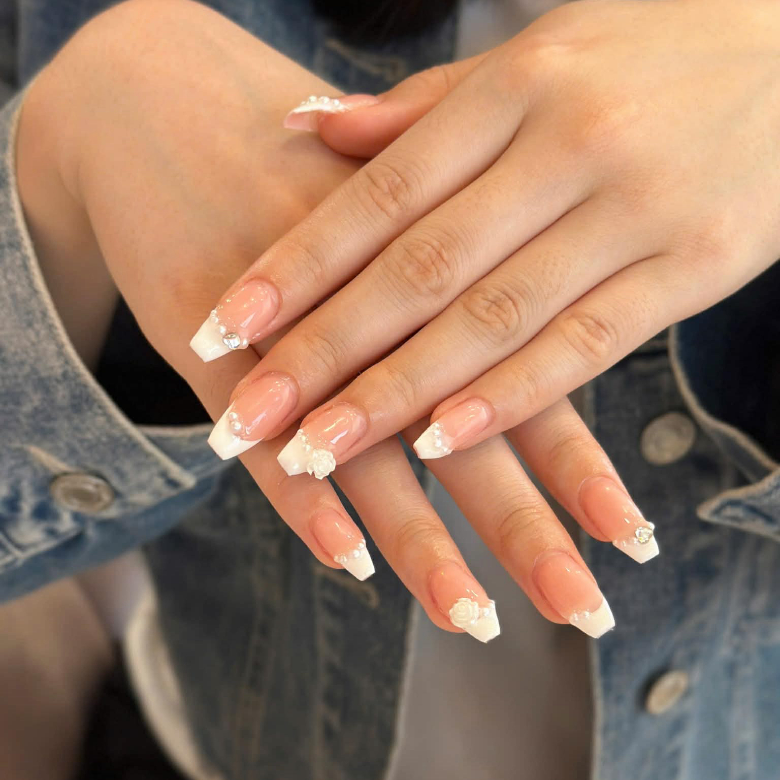 Aura.nailsalon