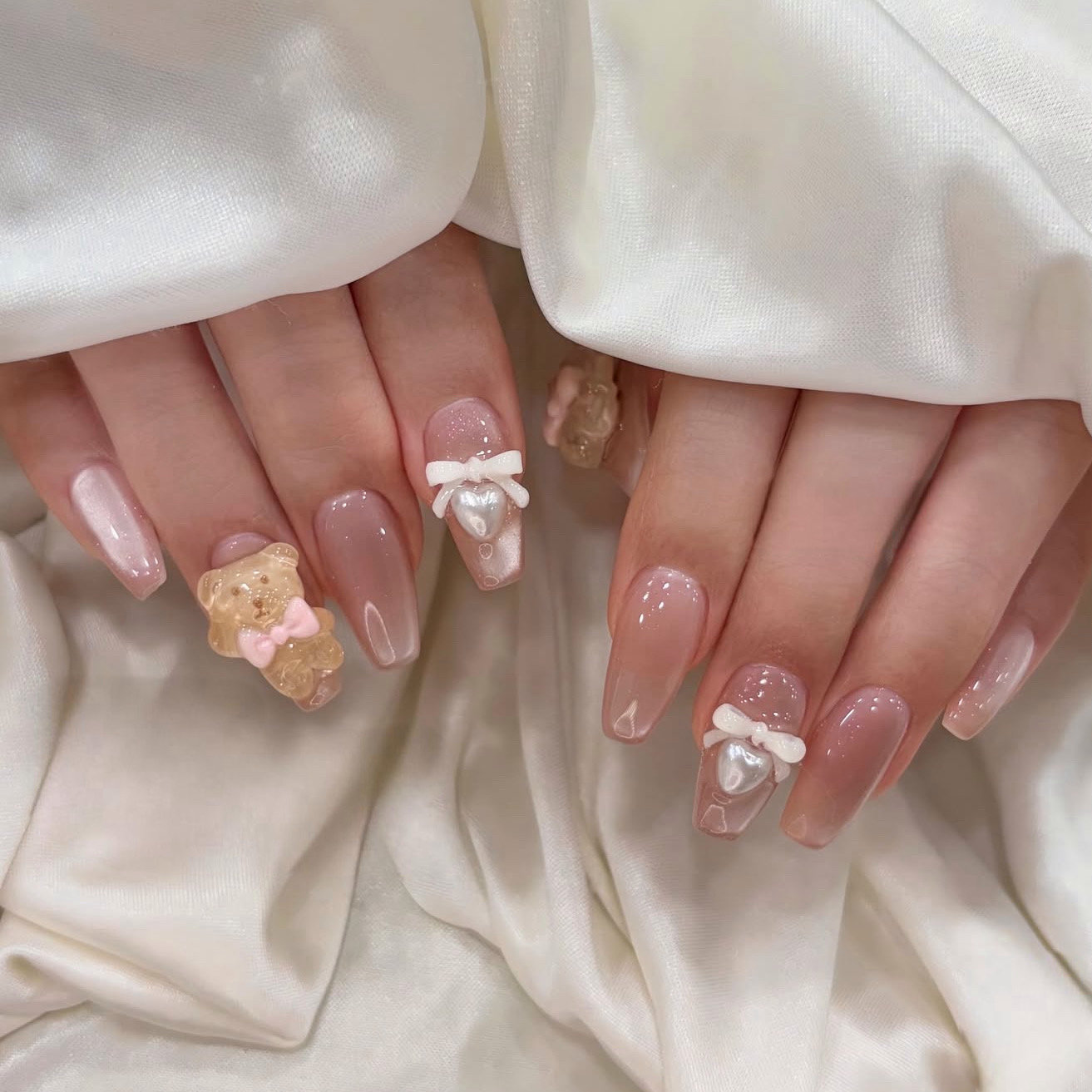 Lyna_Nails