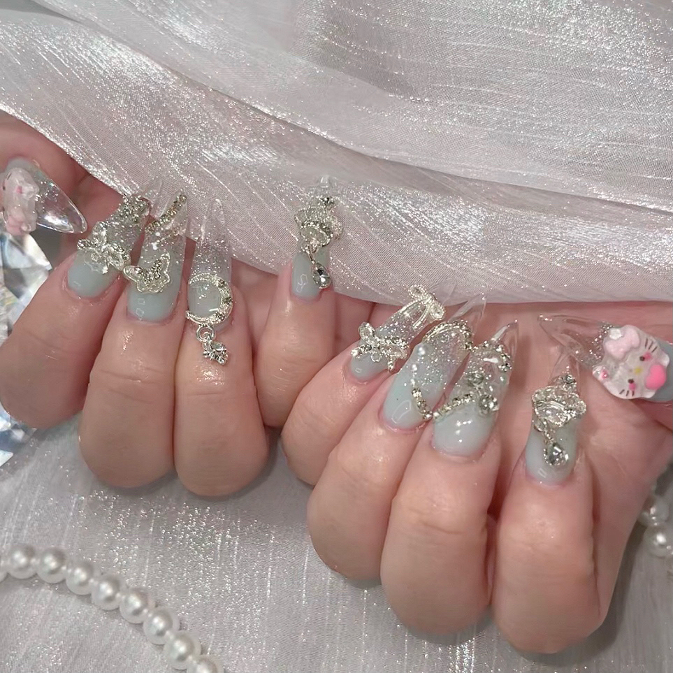 Liina_Nail
