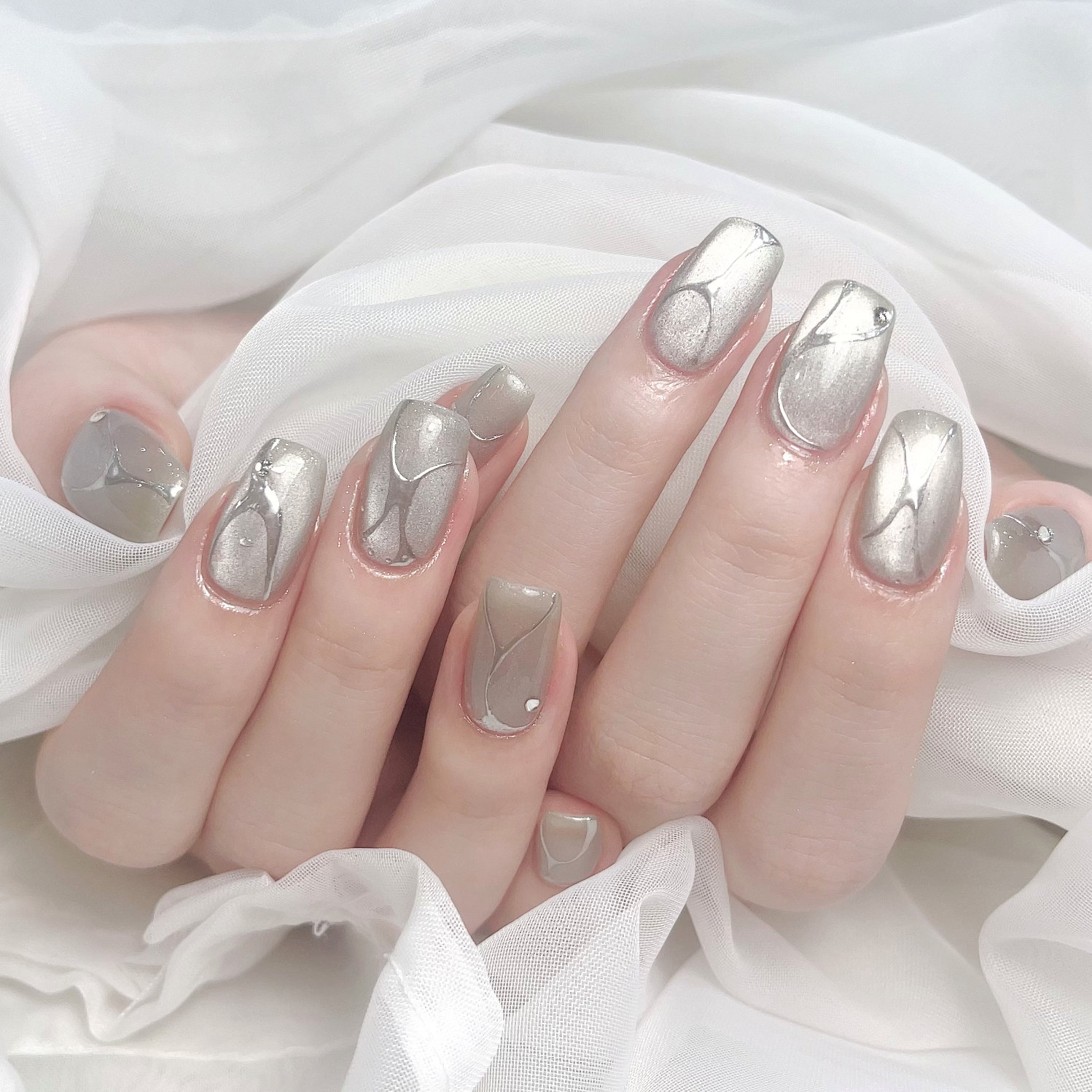 Redispe.nail_noura_Funato