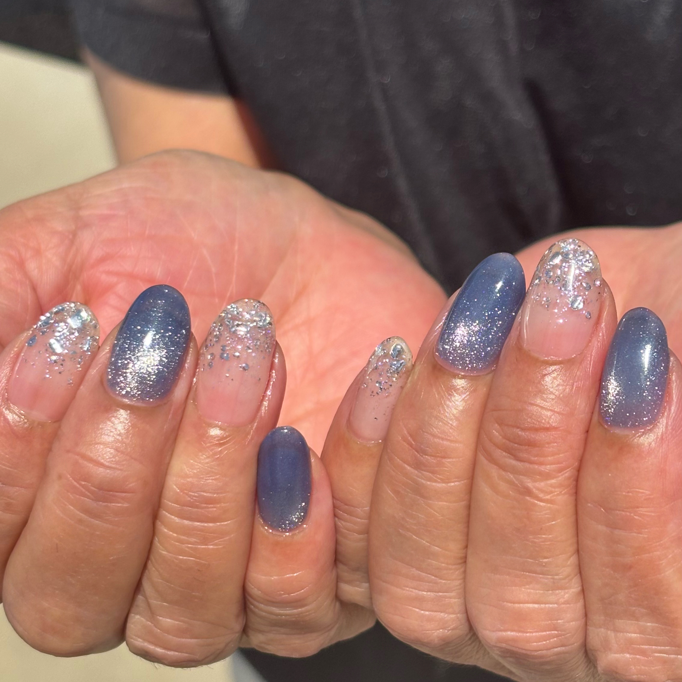 ave__nail