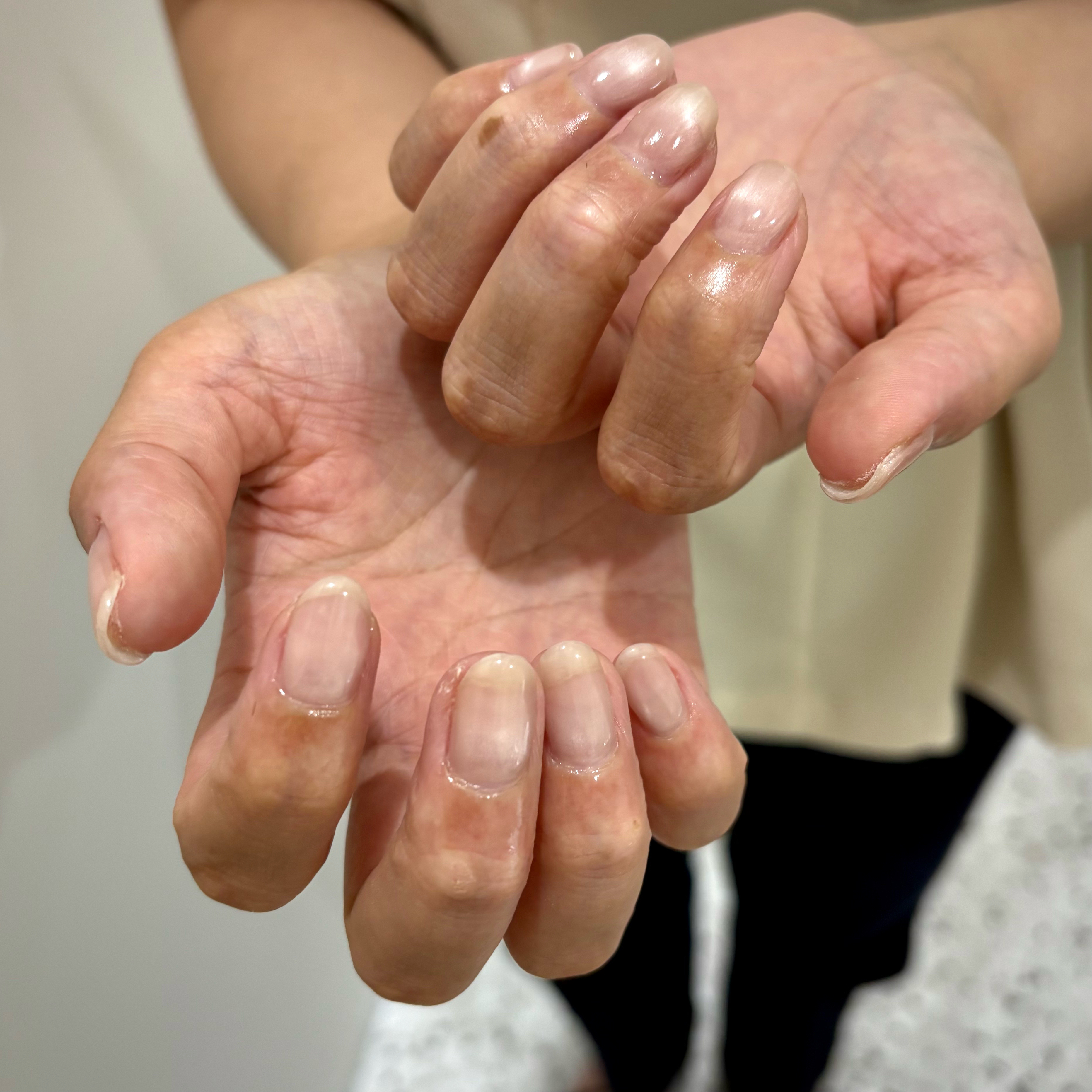 nail_airi_