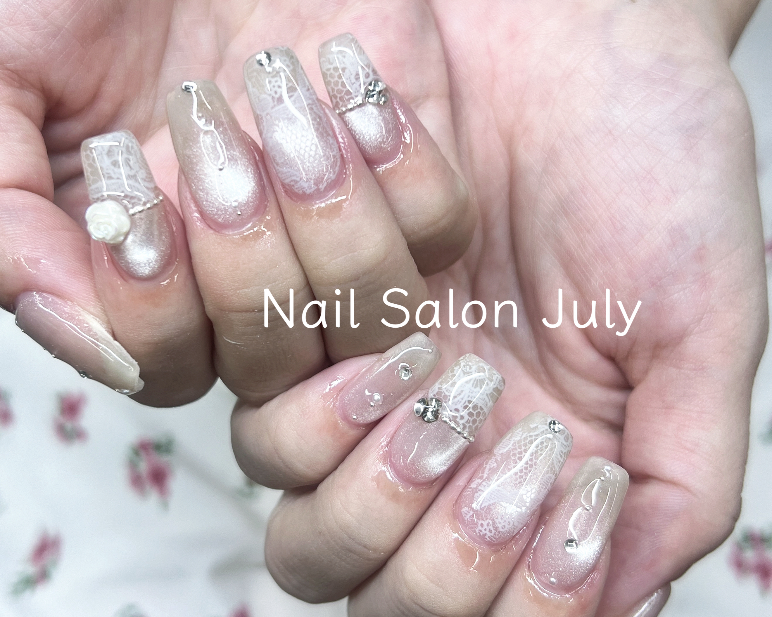 Nail_salon_July